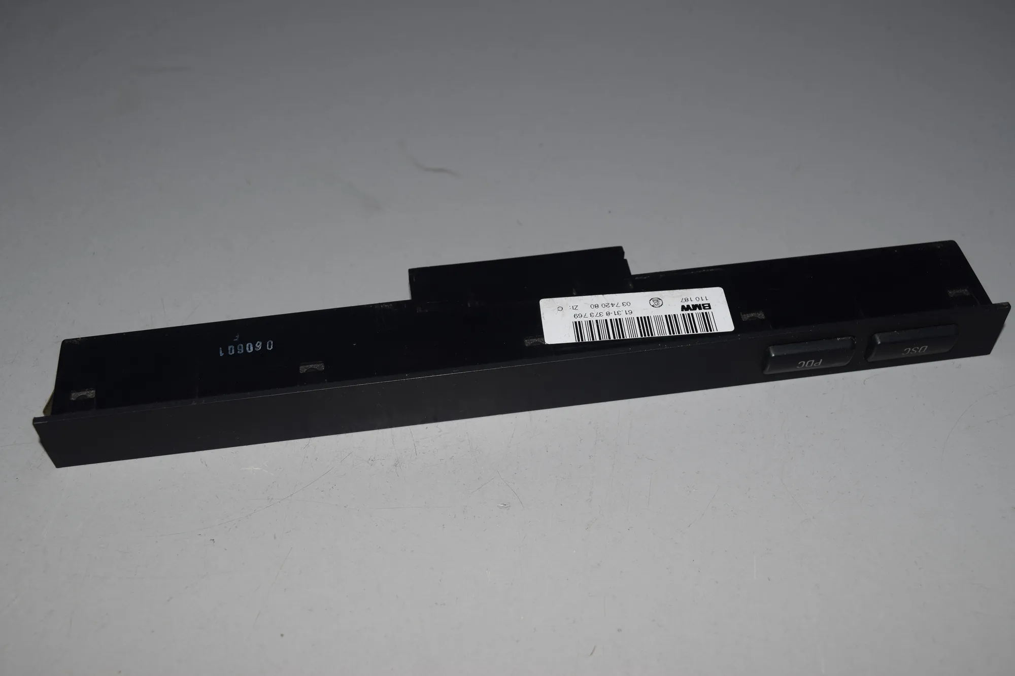 Button Switch Panel – OEM 8373769 · BMW 5 (E39) BMW 5 (E39) 2000 – 3