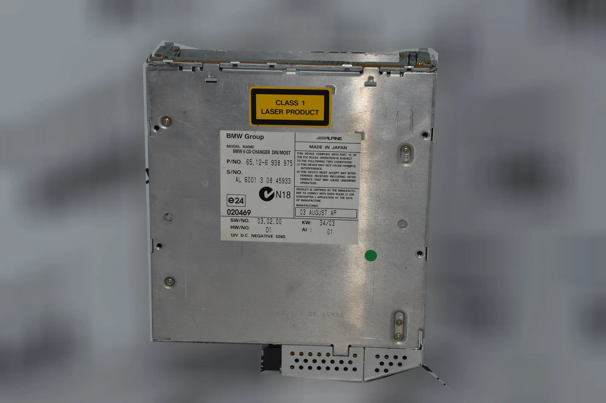 CD Changer – OEM 6938975 · BMW 5 (E60) BMW 5 (E60) 2003 – 2