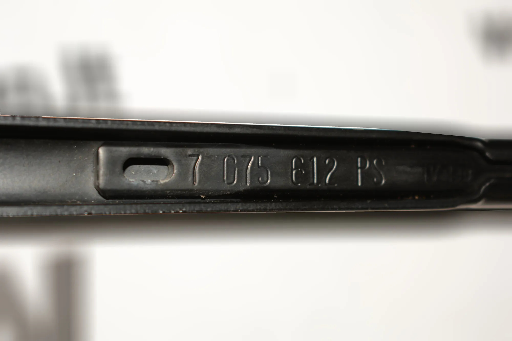 Front Wiper Arms – OEM 70756128245372 · BMW X5 (E53) 3.0 d 2003 – 2