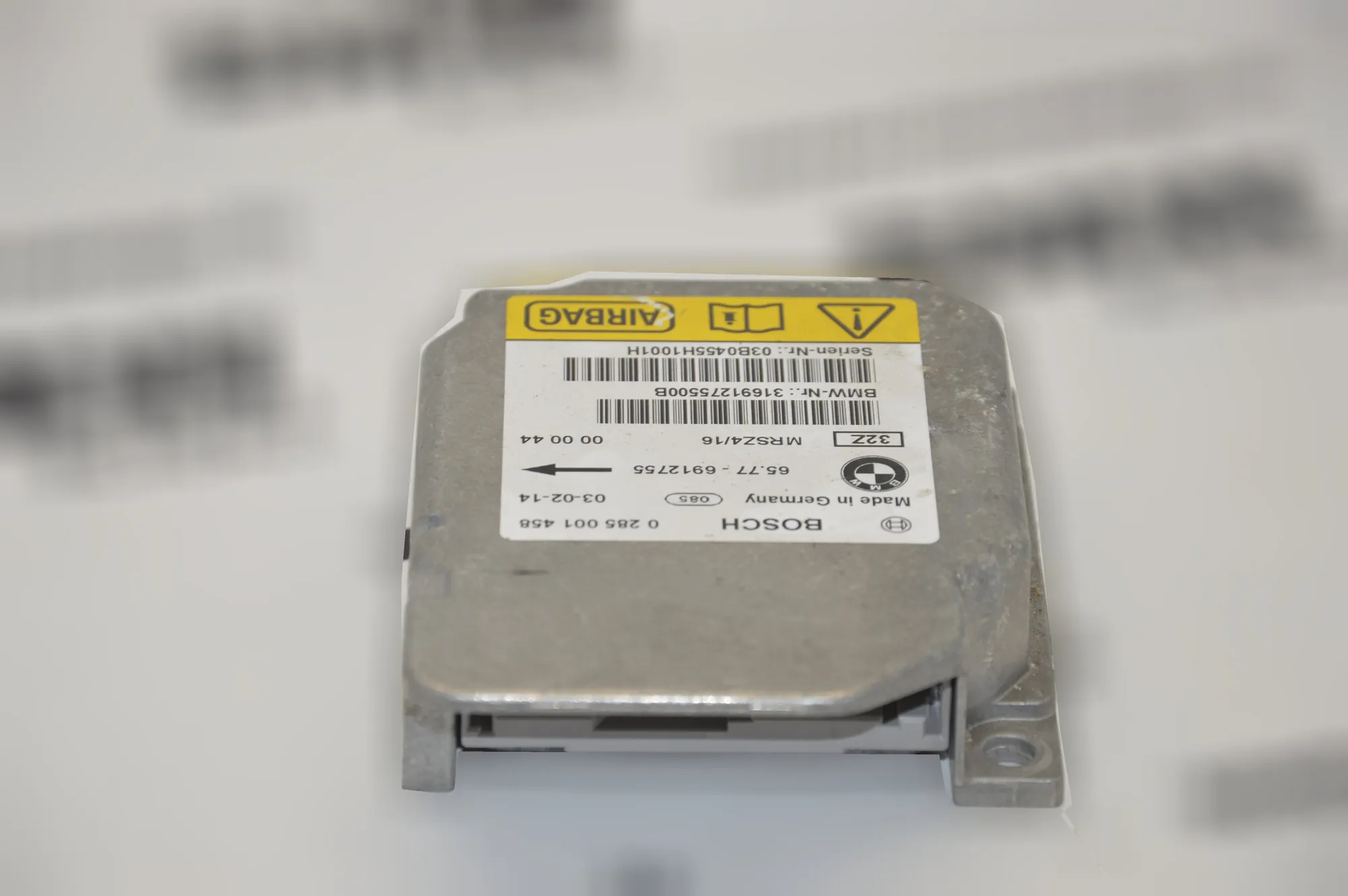 SRS Control Unit – OEM 6912755BOSCH0285001458 · BMW X5 (E53) 3.0 d 2003 – 2