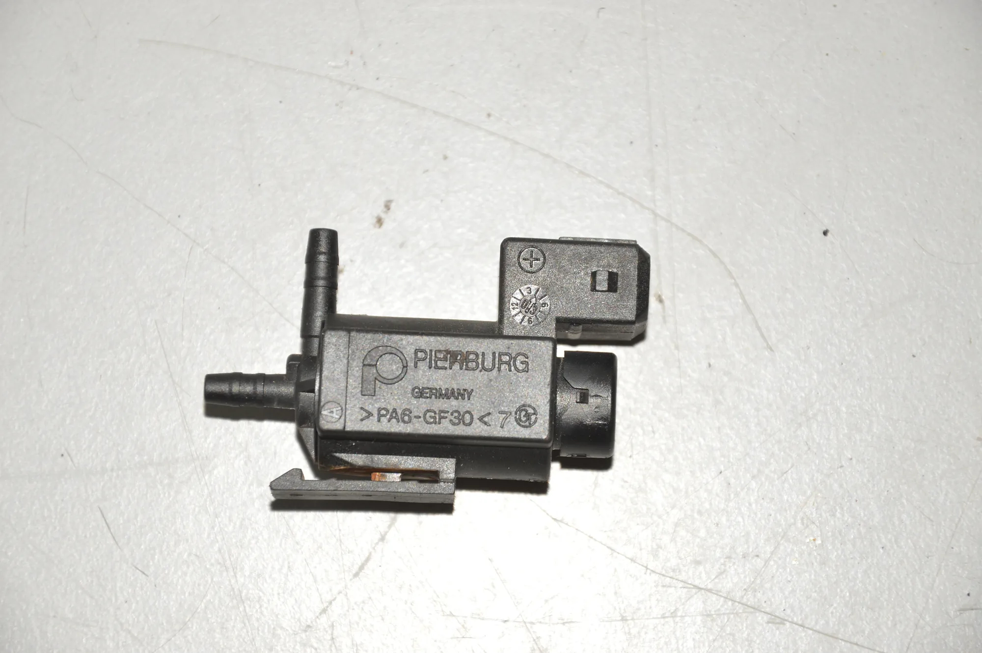 Solenoid Valve – OEM 1742712 · BMW X5 (E53) 3.0 d 2003