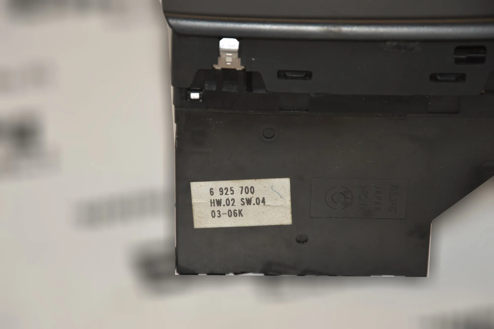 Front Left Door Window Switch – OEM 6925700 · BMW X5 (E53) 3.0 d 2003 – 3