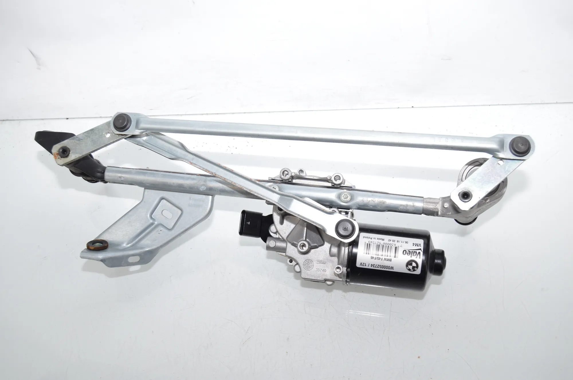 Front Windshield Wiper Mechanism – OEM 7301043 · BMW 2 Gran Tourer (F46) 216 i 2018 – 3