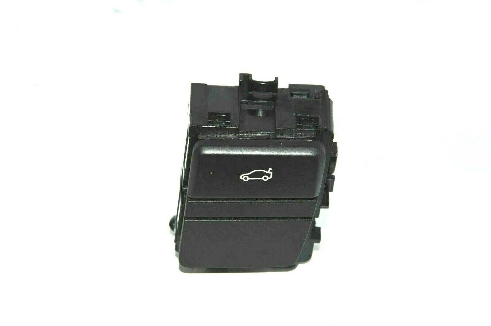Other Control Units – OEM 9137905 · BMW 5 Touring (E61) BMW 5 Touring (E61) 2007