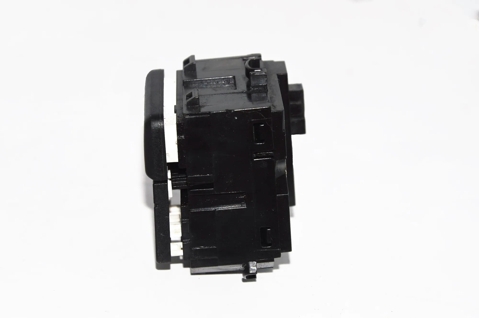Other Control Units – OEM 9137882 · BMW 5 Touring (E61) BMW 5 Touring (E61) 2007 – 2