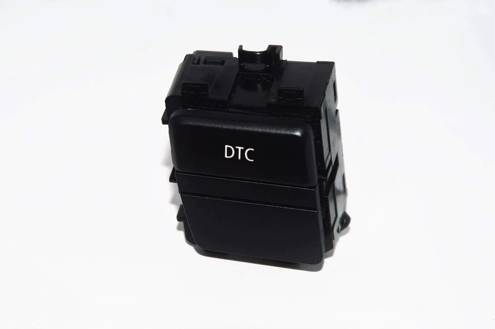 Other Control Units – OEM 9137882 · BMW 5 Touring (E61) BMW 5 Touring (E61) 2007