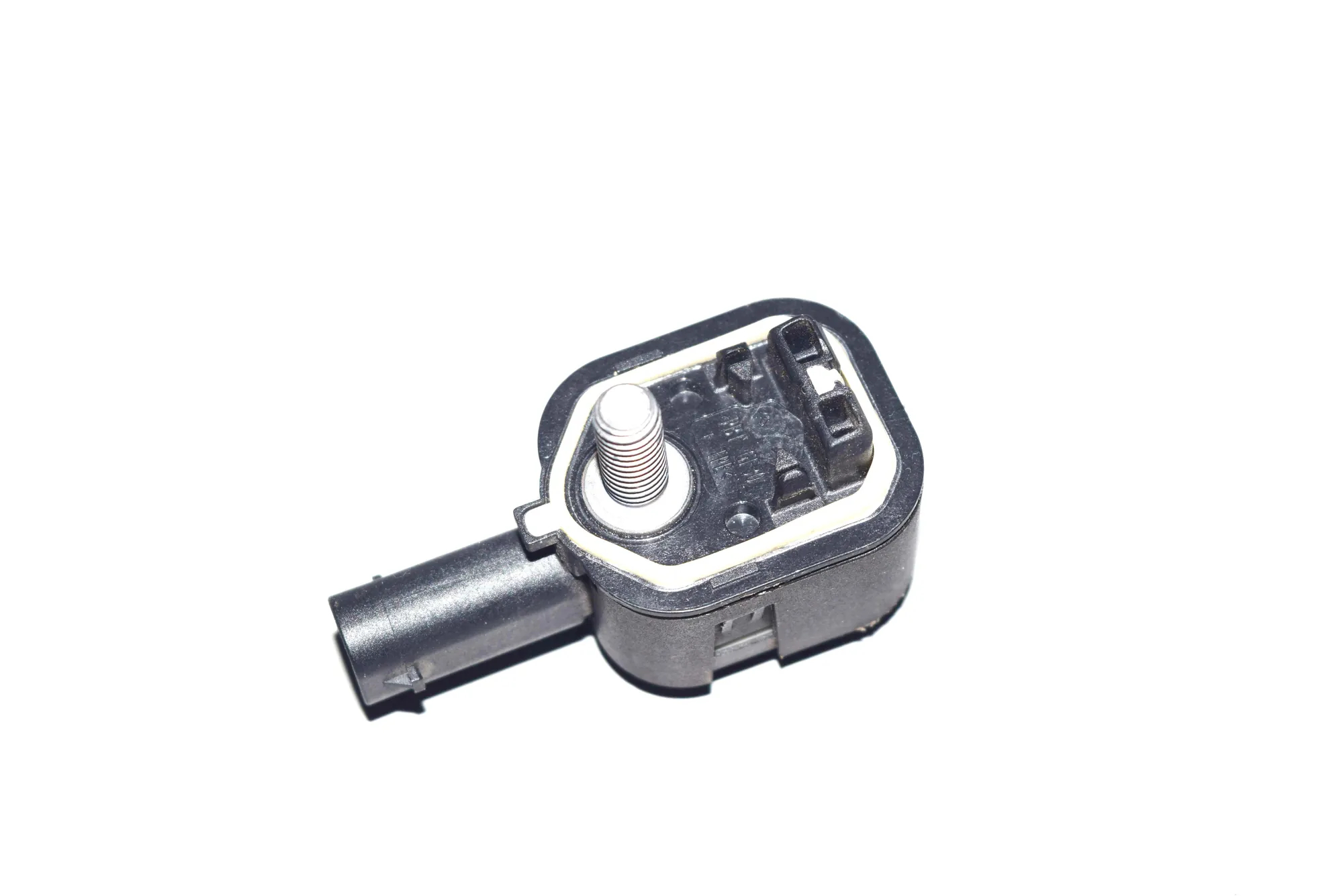 Left Side Impact Sensor – OEM 9224178 · BMW 5 (F10) BMW 5 (F10) 520 d 2012 – 2
