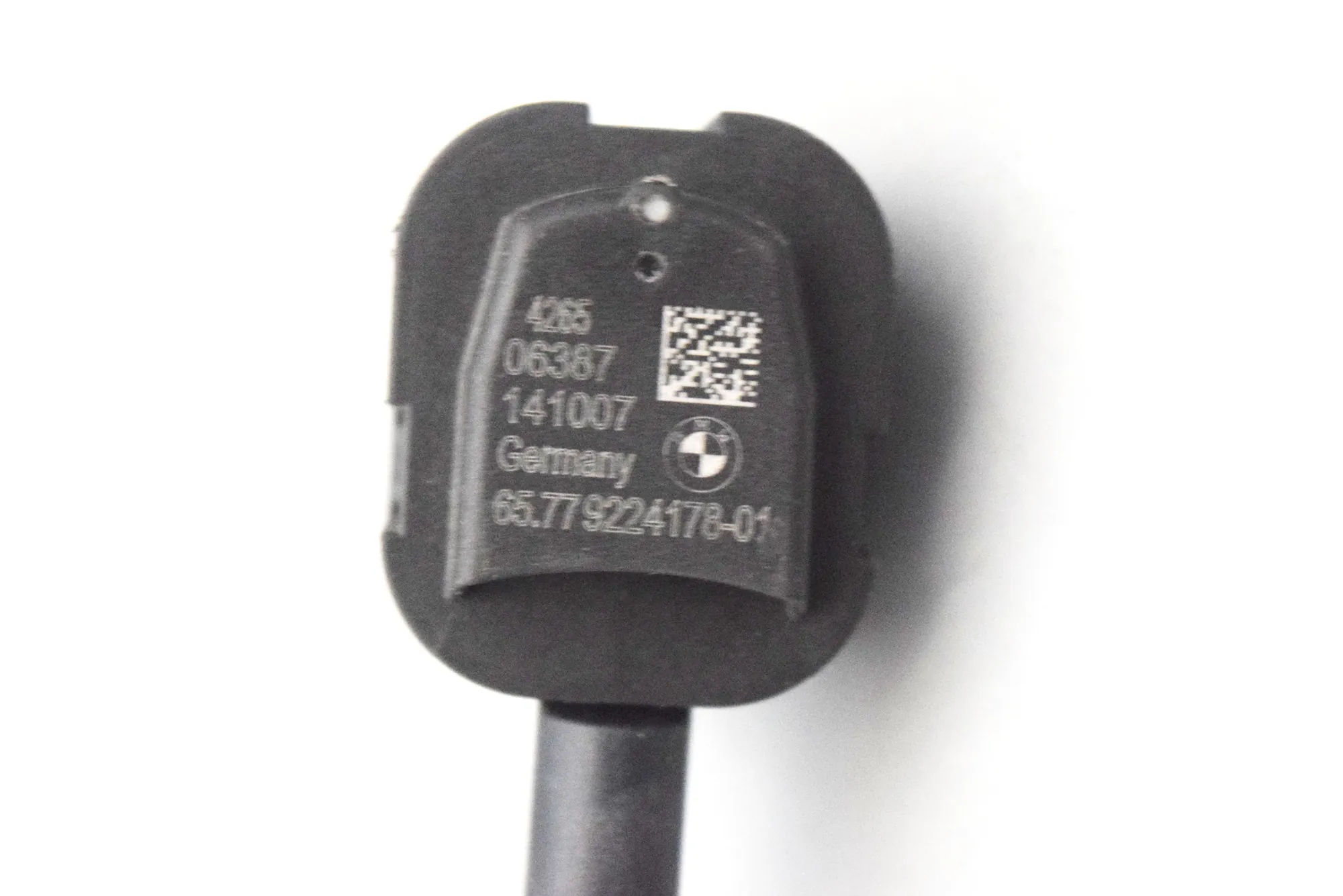Left Side Impact Sensor – OEM 9224178 · BMW 5 (F10) BMW 5 (F10) 520 d 2012 – 3