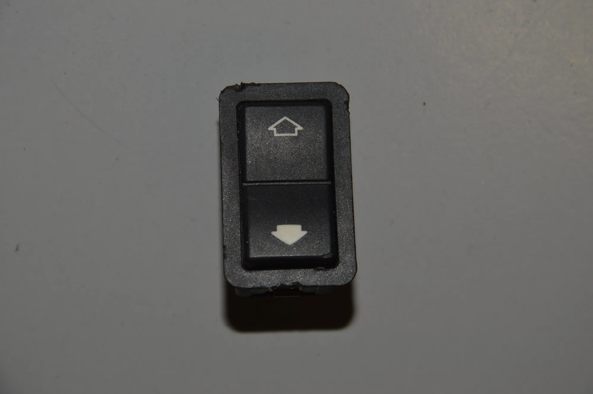 Rear Right Door Window Switch – OEM 8368974 · BMW 5 Touring (E39) 525 d 2003