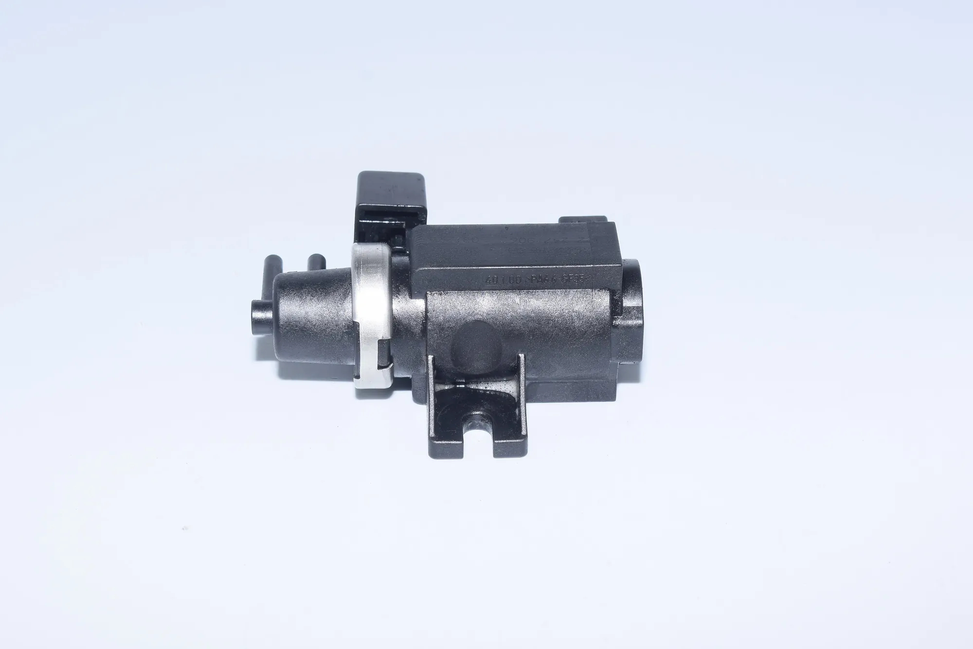 Solenoid Valve – OEM 2247906 · BMW 5 Touring (E39) 525 d 2003 – 2