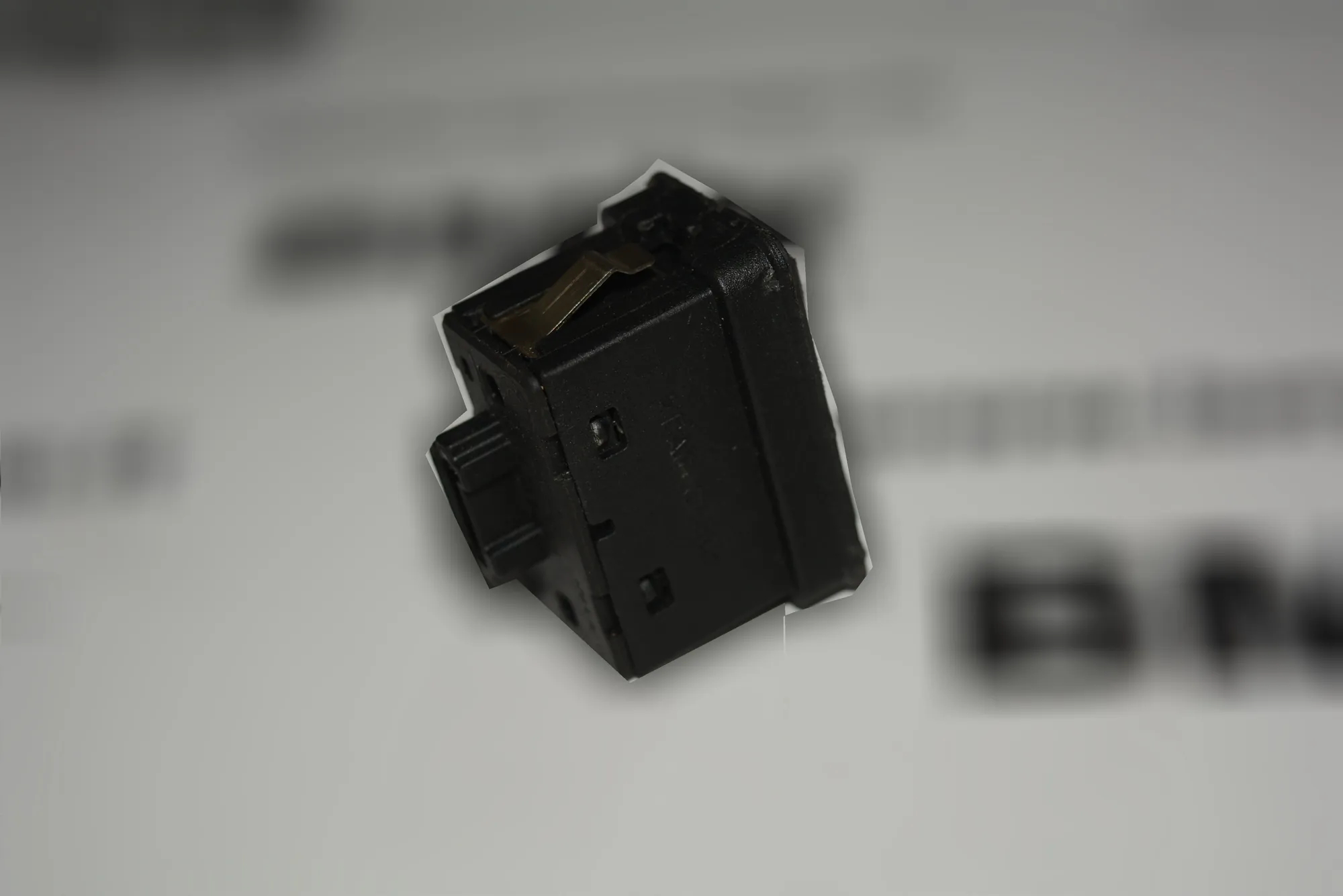 Front Right Door Window Switch – OEM 8368974 · BMW 5 Touring (E39) 525 d 2003 – 4