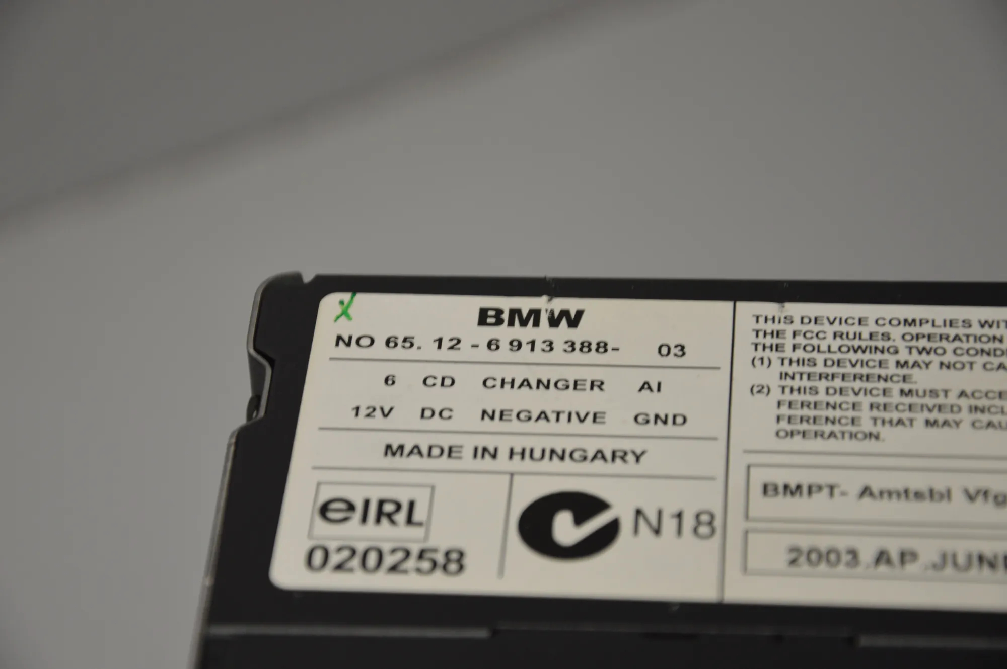 CD Changer – OEM 6913388 · BMW 5 Touring (E39) 520 i 2002 – 6