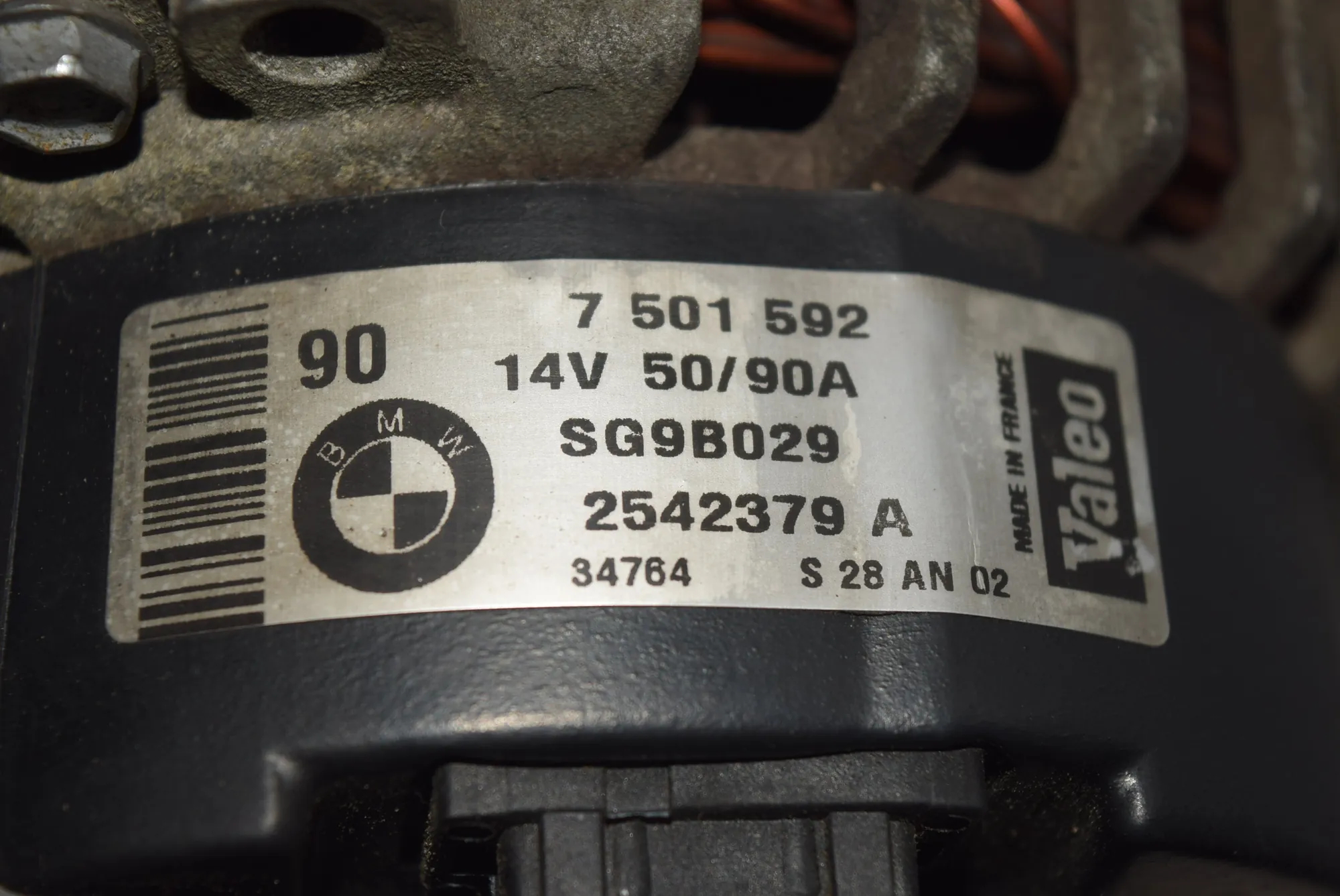 Alternator Generator – OEM 7501592 · BMW 5 Touring (E39) 520 i 2002 – 6