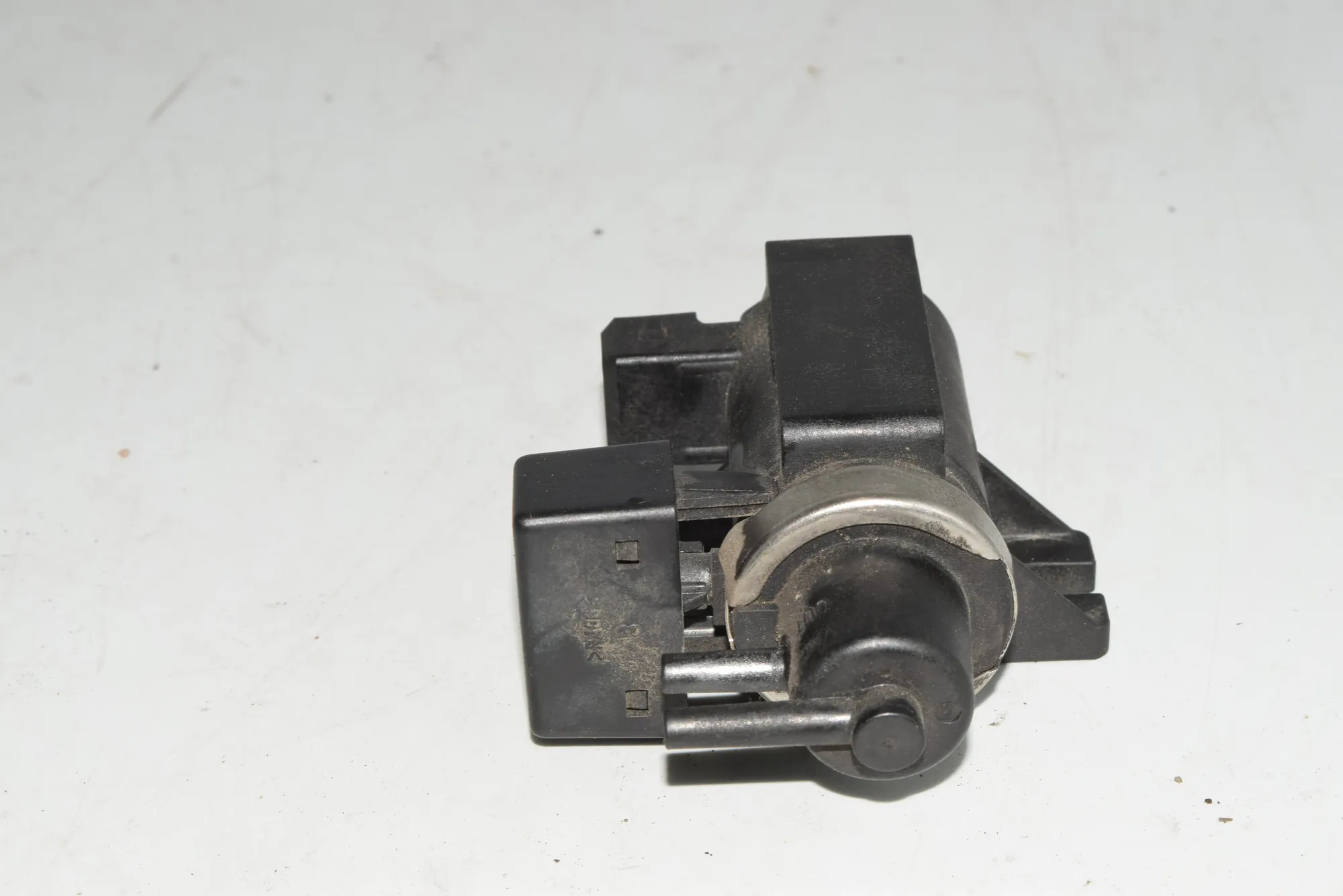 Solenoid Valve – OEM 2247906 · BMW X5 (E53) 3.0 d 2003 – 2