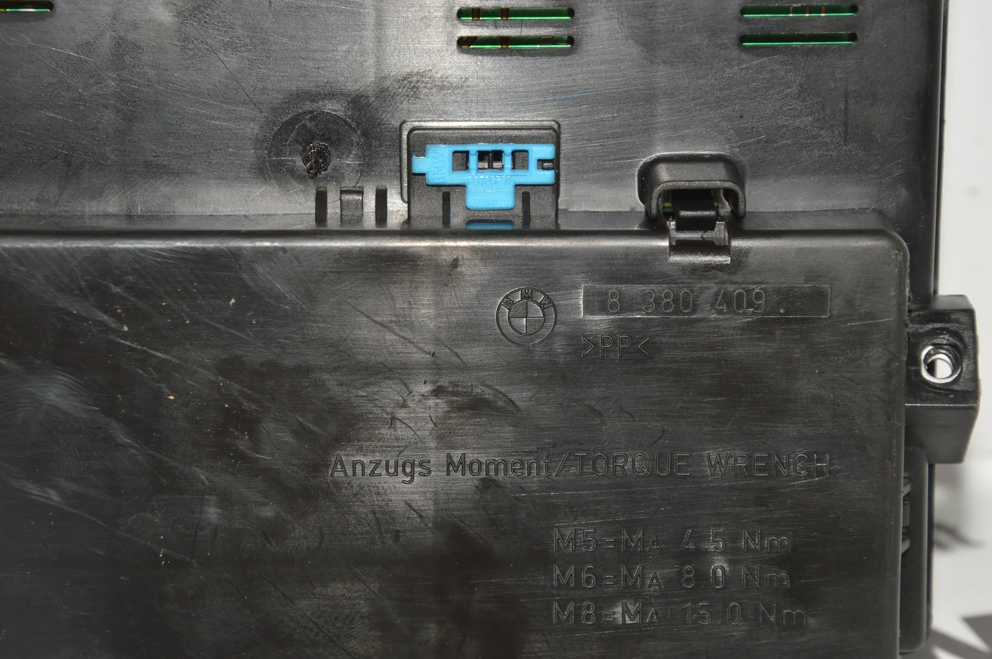 Fuse Box – OEM 8380409 · BMW X5 (E53) 3.0 d 2004 – 3