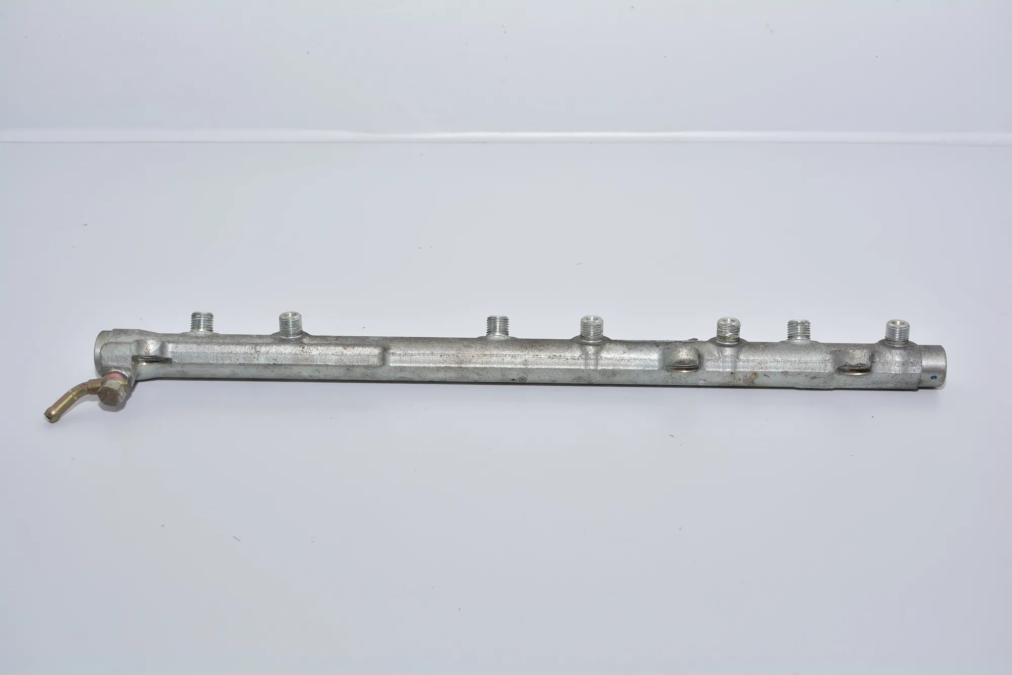 Fuel Rail – OEM 0445216008 · BMW X5 (E53) 3.0 d 2004