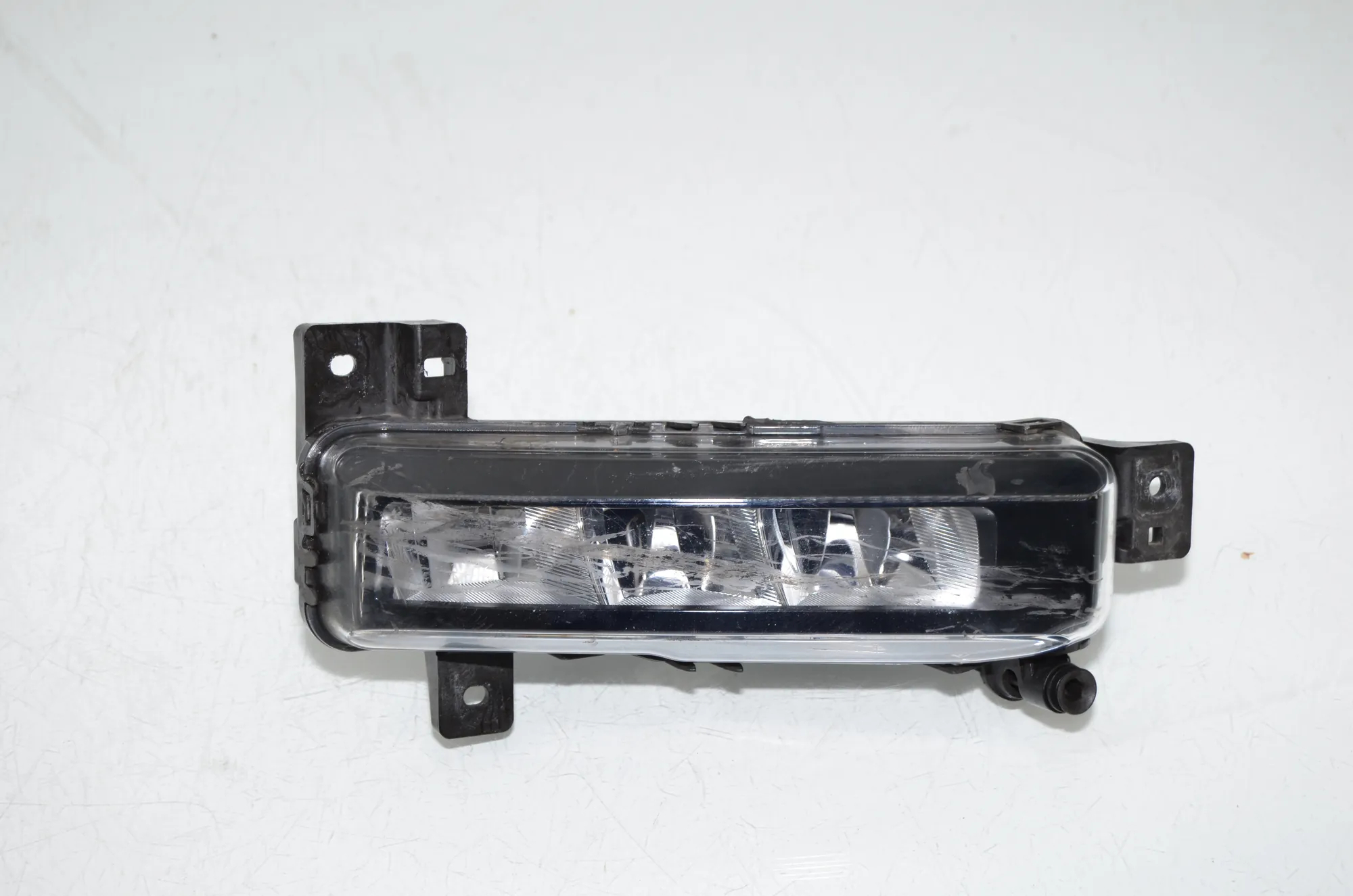 Front Right Fog Light – OEM 7471082 · BMW 2 Gran Tourer (F46) 216 i 2018