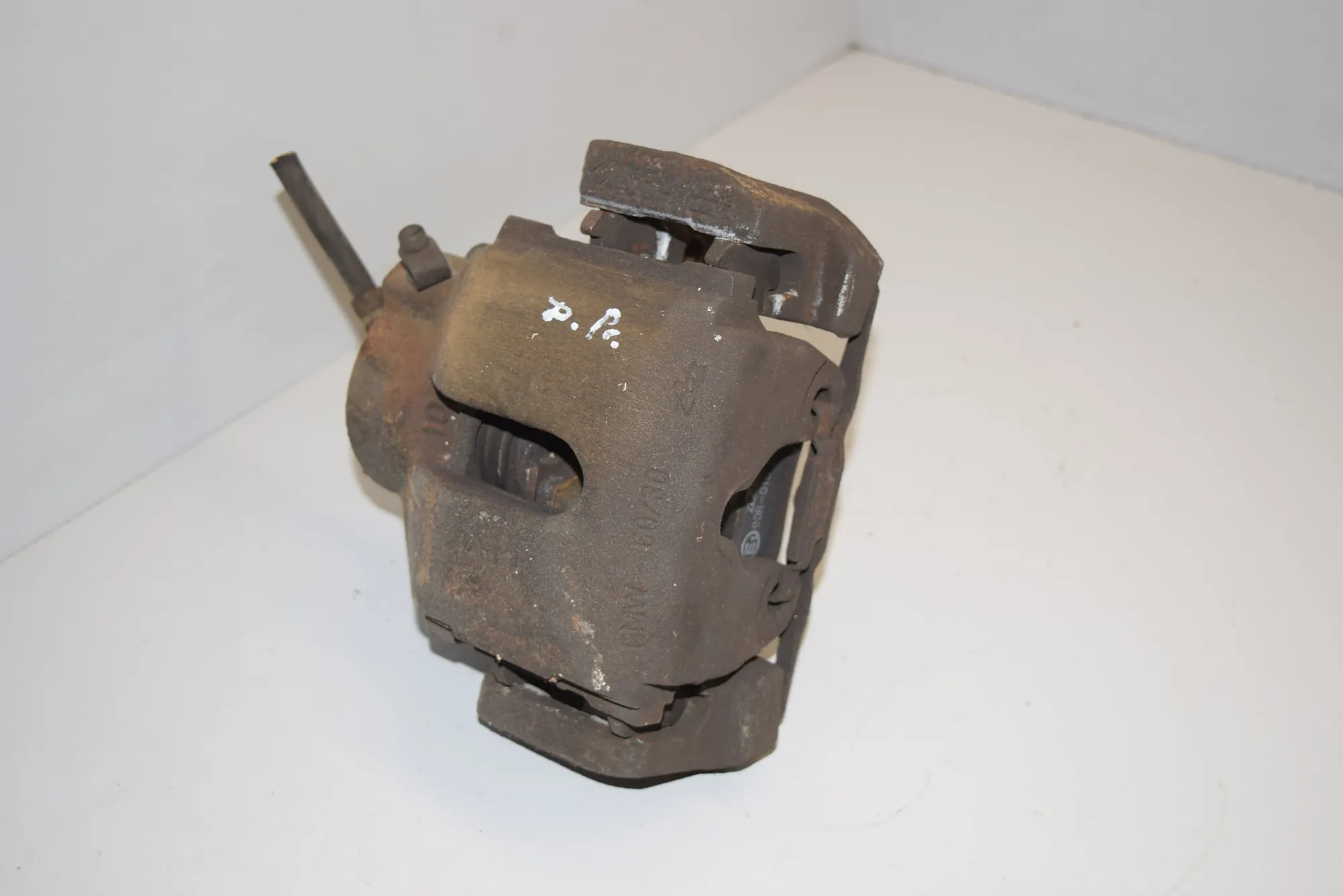 Front Right Brake Caliper · BMW 5 Touring (E39) 530 d 2002 – 3