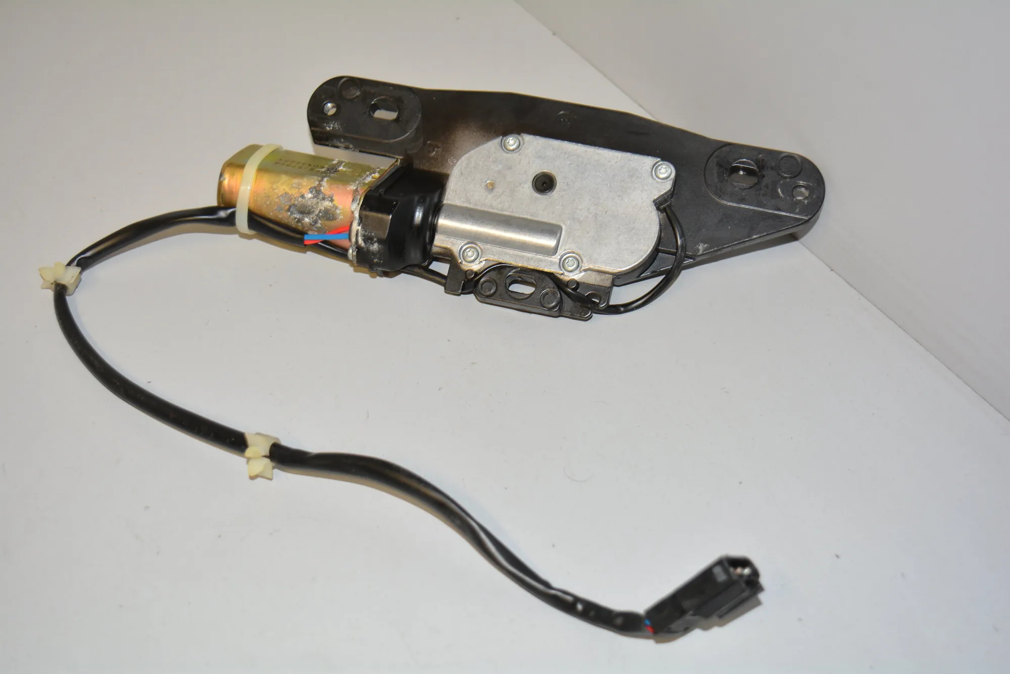 Tailgate Boot Lock – OEM 8362371 · BMW 5 Touring (E39) 530 d 2002 – 2