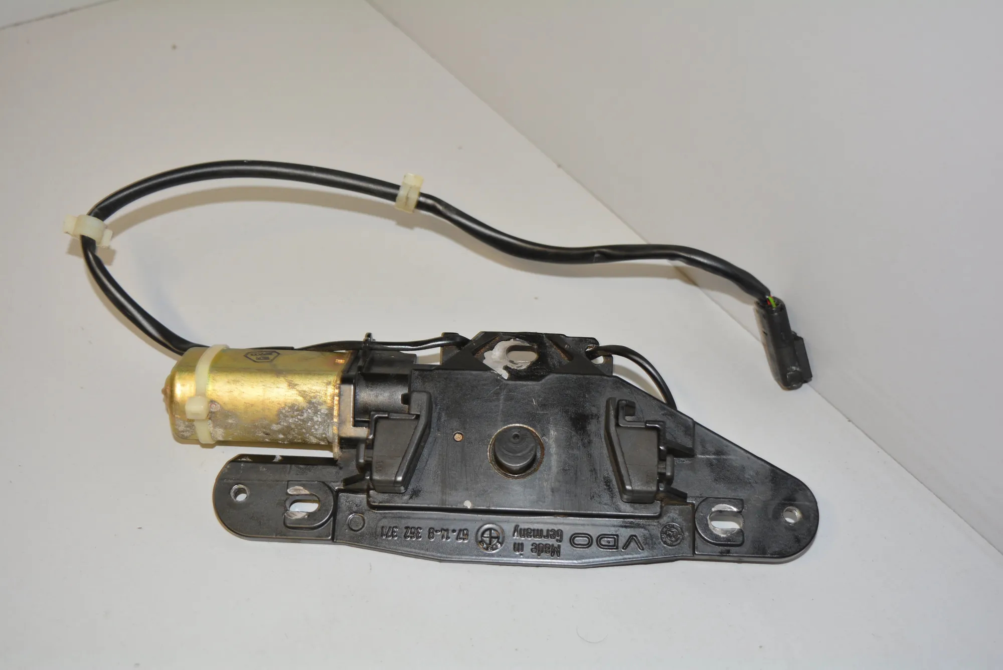 Tailgate Boot Lock – OEM 8362371 · BMW 5 Touring (E39) 530 d 2002