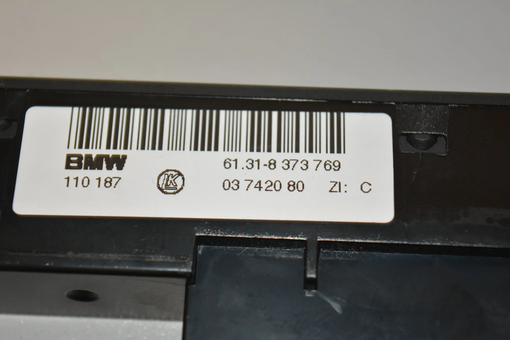 Button Switch Panel – OEM 8373769 · BMW 5 (E39) 2002 – 5