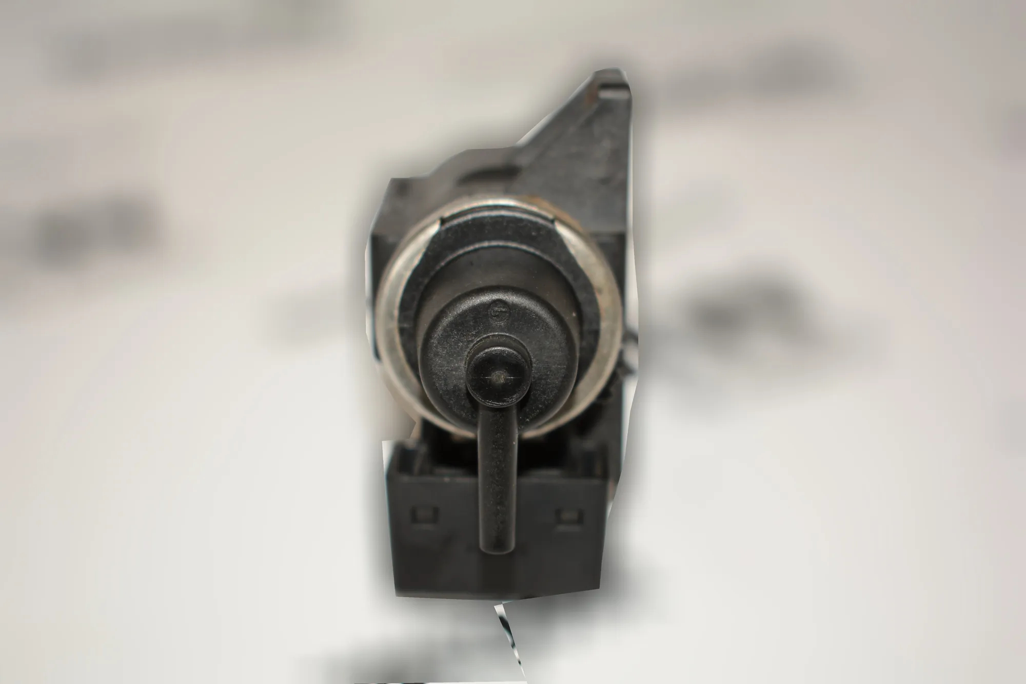Solenoid Valve – OEM 2247906 · BMW 5 (E39) 2002 – 4