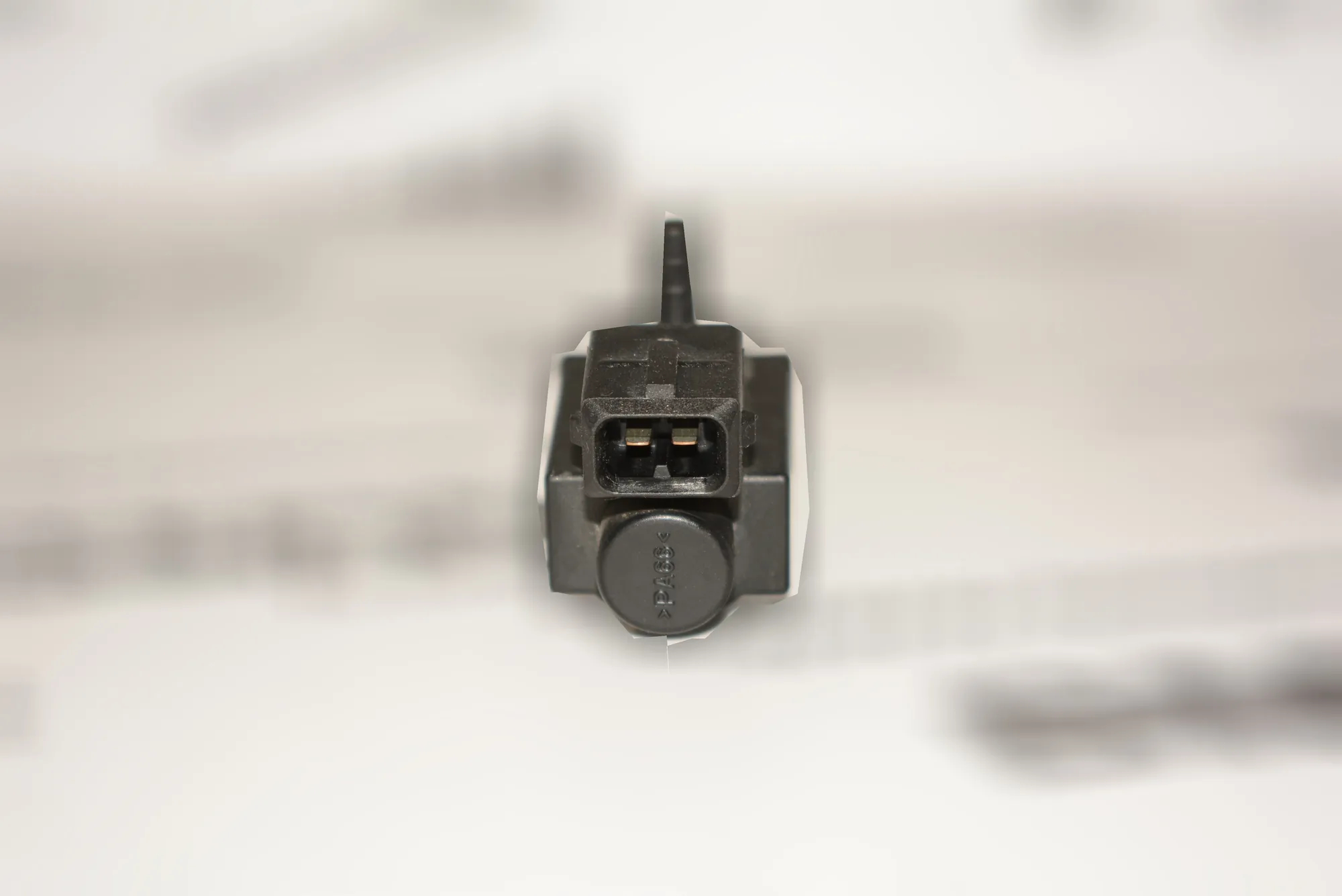 Solenoid Valve – OEM 1742712 · BMW 5 (E39) 2002 – 4