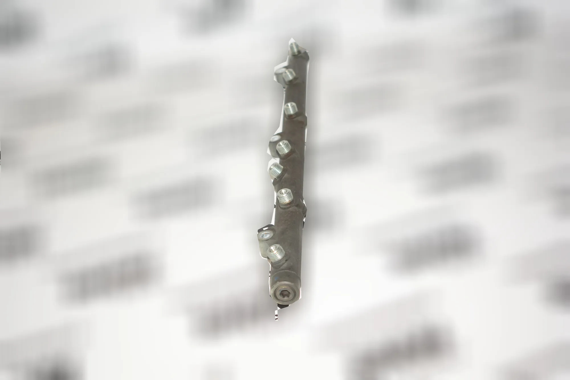 Fuel Rail – OEM 0445216002 · BMW 5 (E39) 2002 – 4