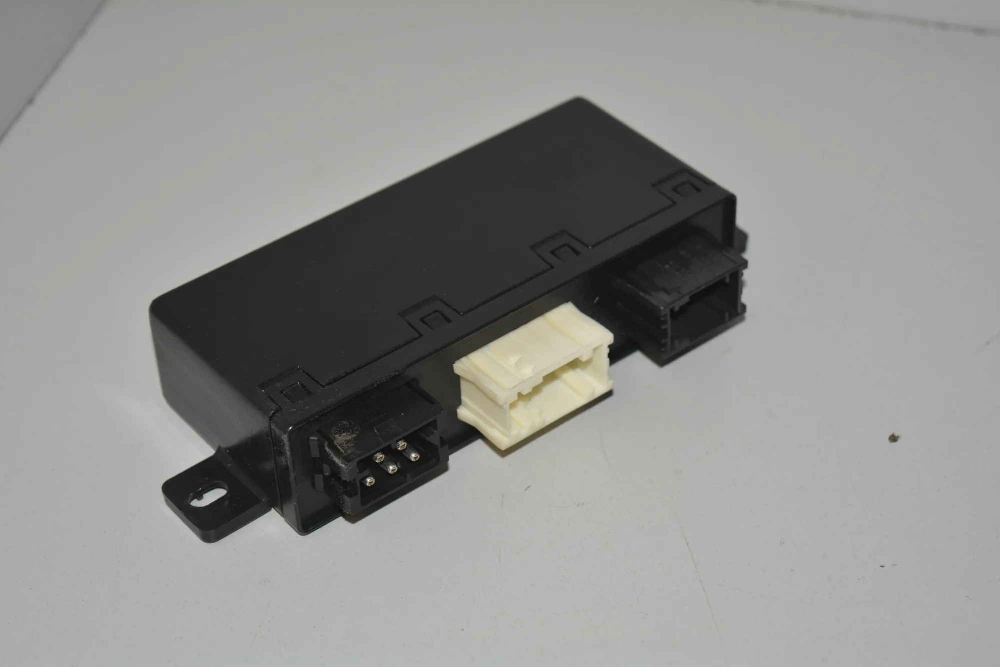 Front Left Door Control Unit – OEM 6904254 · BMW 5 (E39) 2002