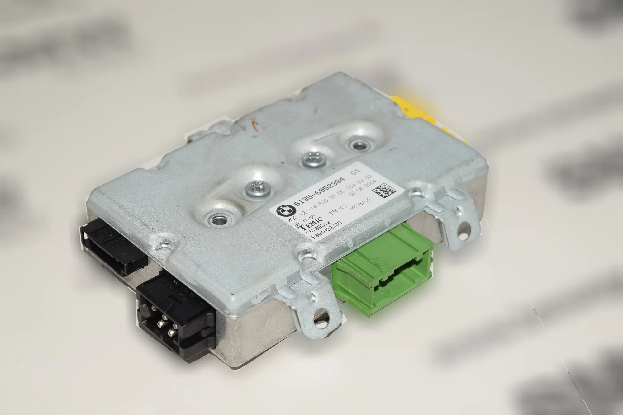 SRS Control Unit – OEM 6952984 · BMW 5 Touring (E61) 545 i 2004 – 6