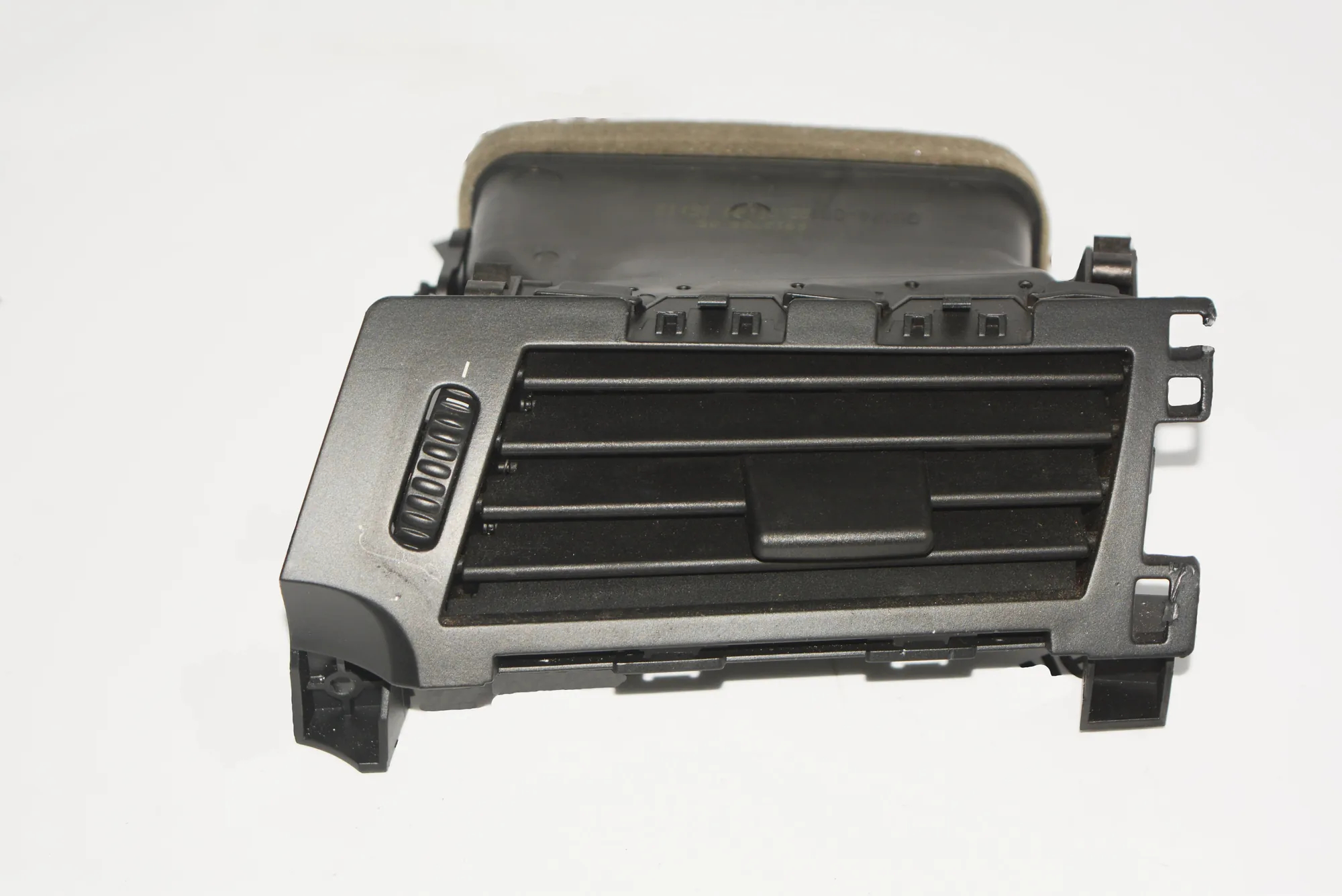 Dashboard Air Vents – OEM 6913708 · BMW 5 Touring (E61) 545 i 2004