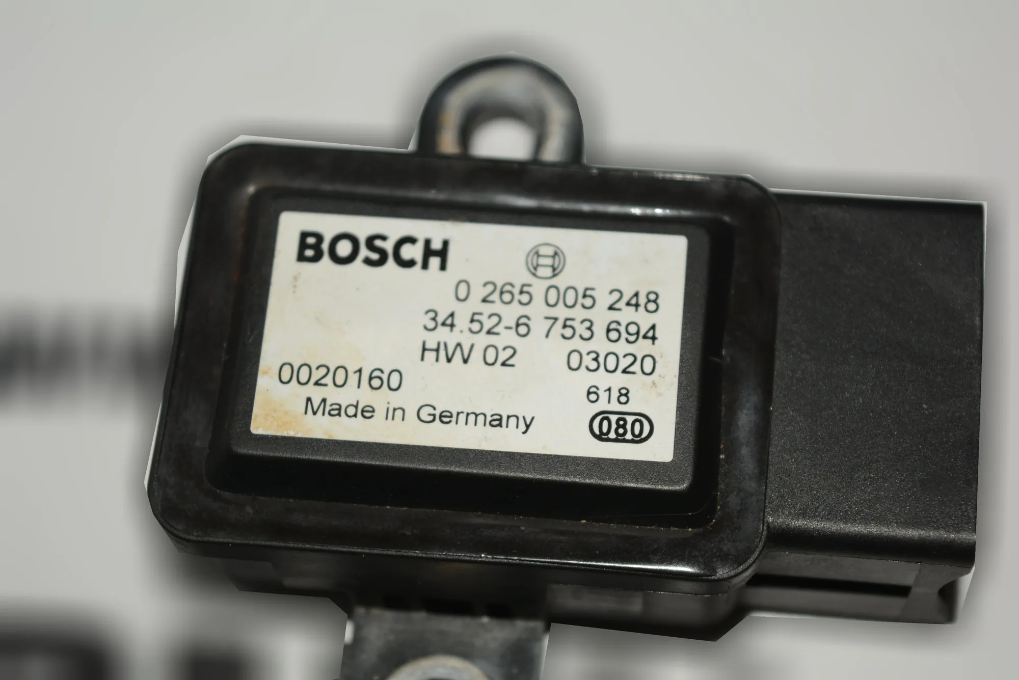 Acceleration Sensor – OEM 6753694 · BMW 5 (E39) 520 i 2003 – 4