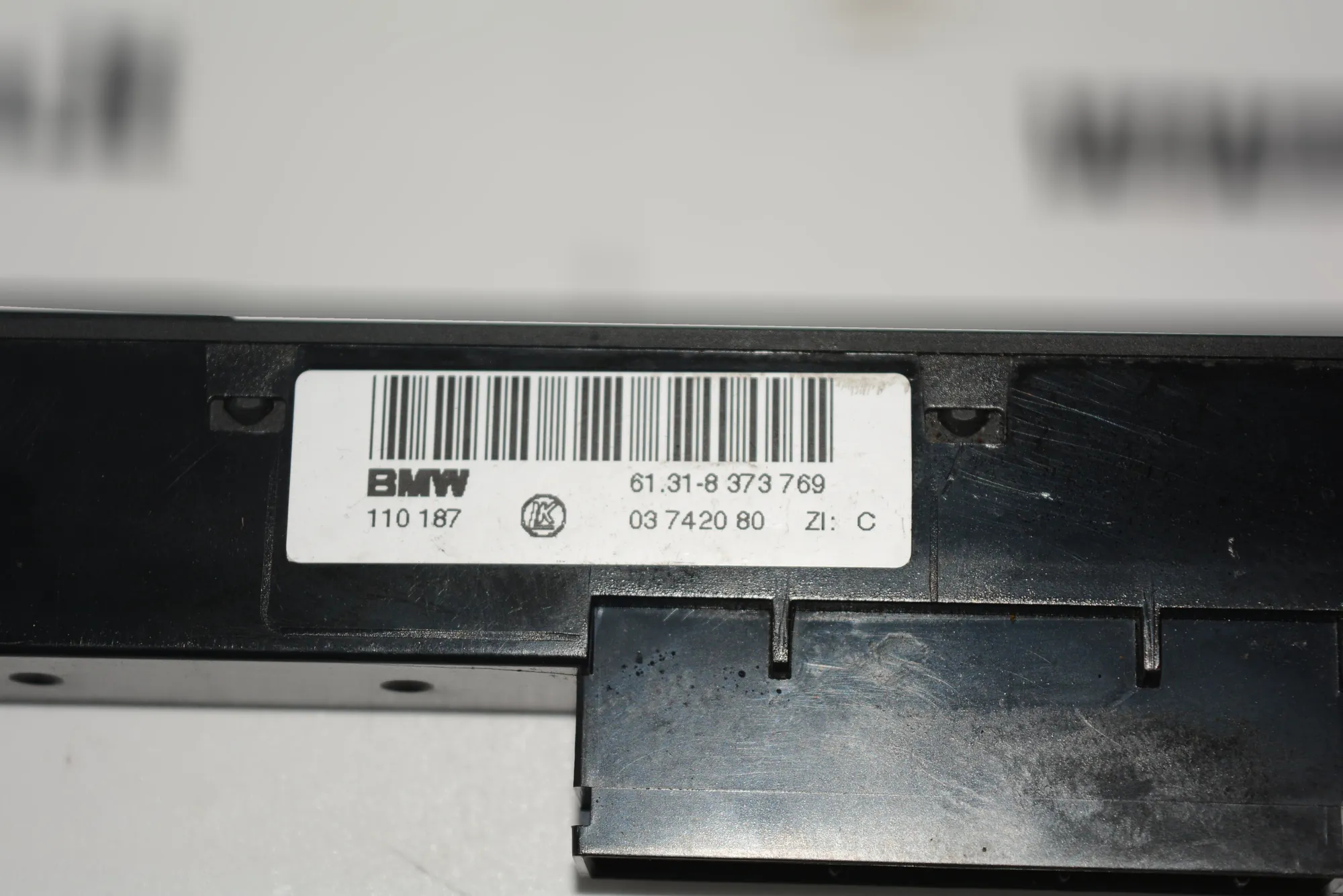 Button Switch Panel – OEM 8373769 · BMW 5 (E39) 520 i 2003 – 3