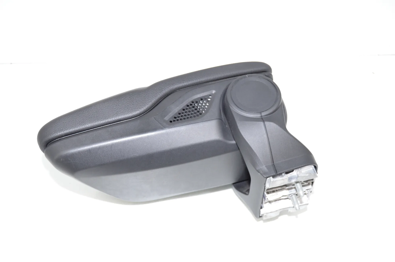 Armrest – OEM 9317565 · BMW 2 Gran Tourer (F46) 216 i 2018 – 3