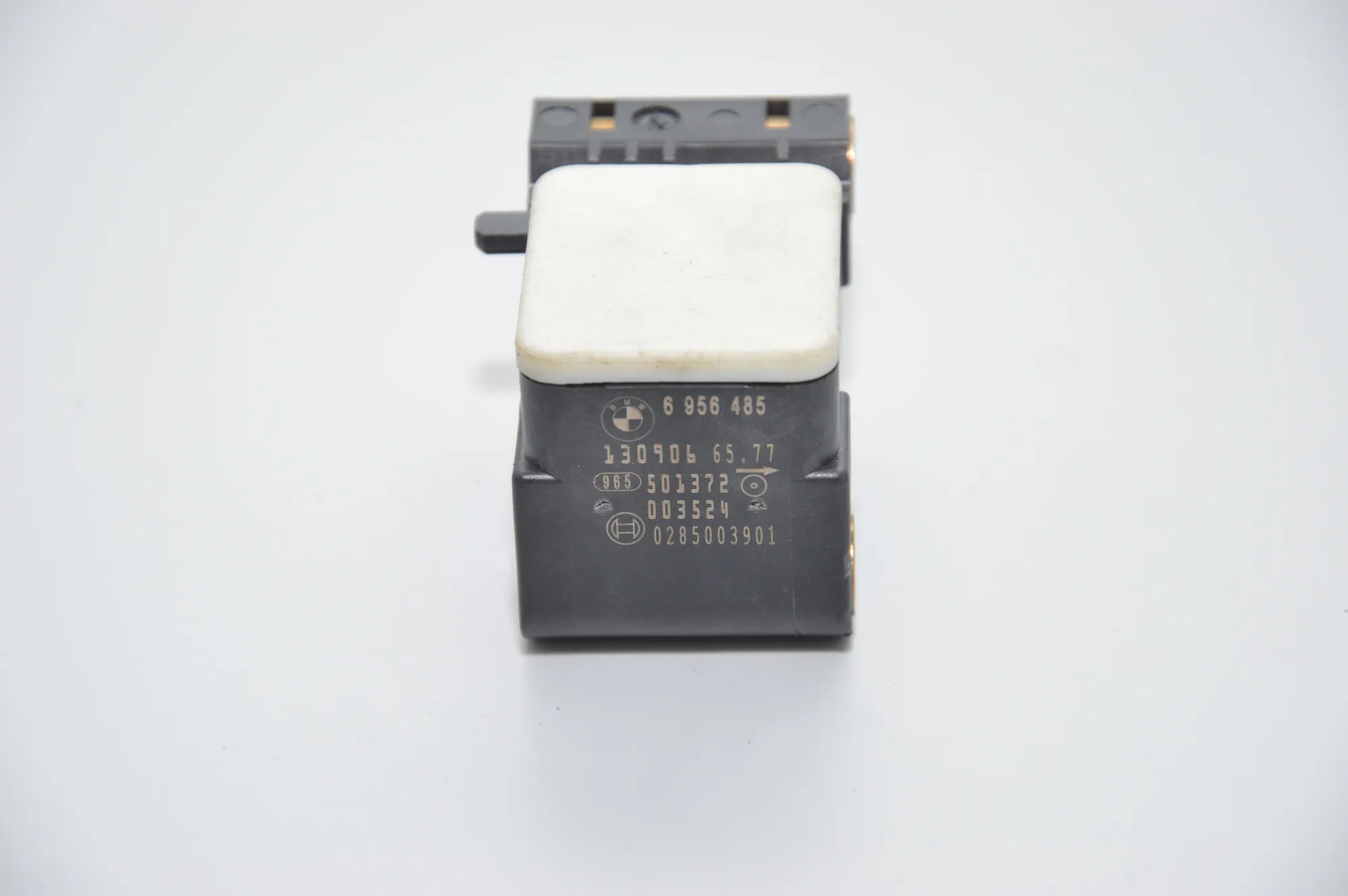 Front Left Impact Sensor – OEM 6956485 · BMW 3 Coupe (E92) 330 d 2006 – 5