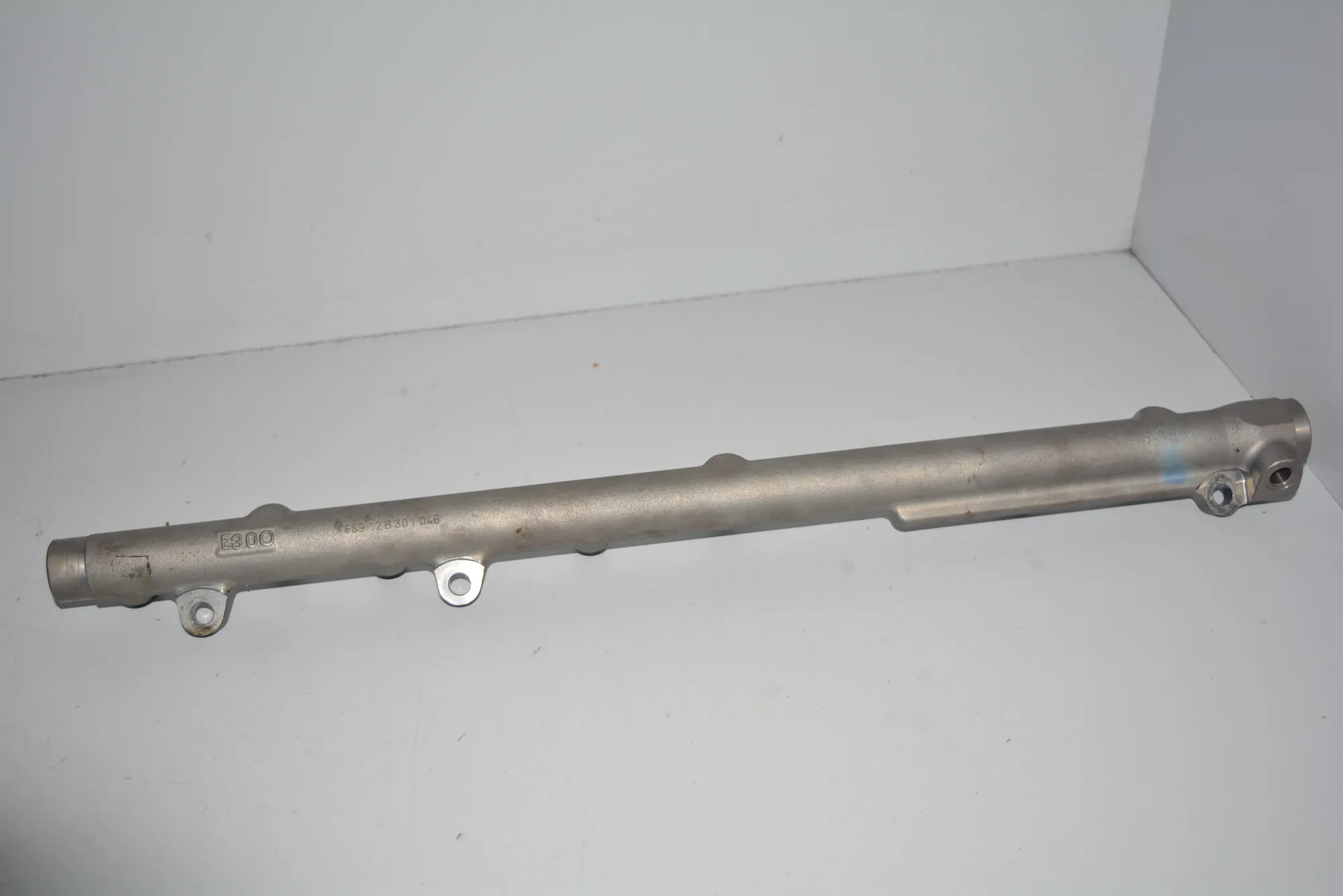 Fuel Rail – OEM 7795514 · BMW 3 Coupe (E92) 330 d 2006