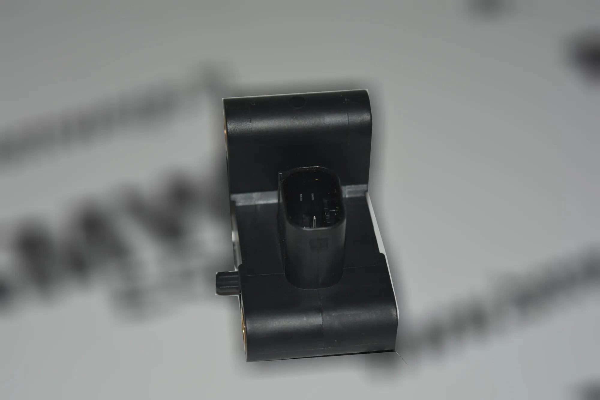 Front Right Impact Sensor – OEM 6911003 · BMW 1 (E87) BMW 1 (E87) 118 d 2008 – 3