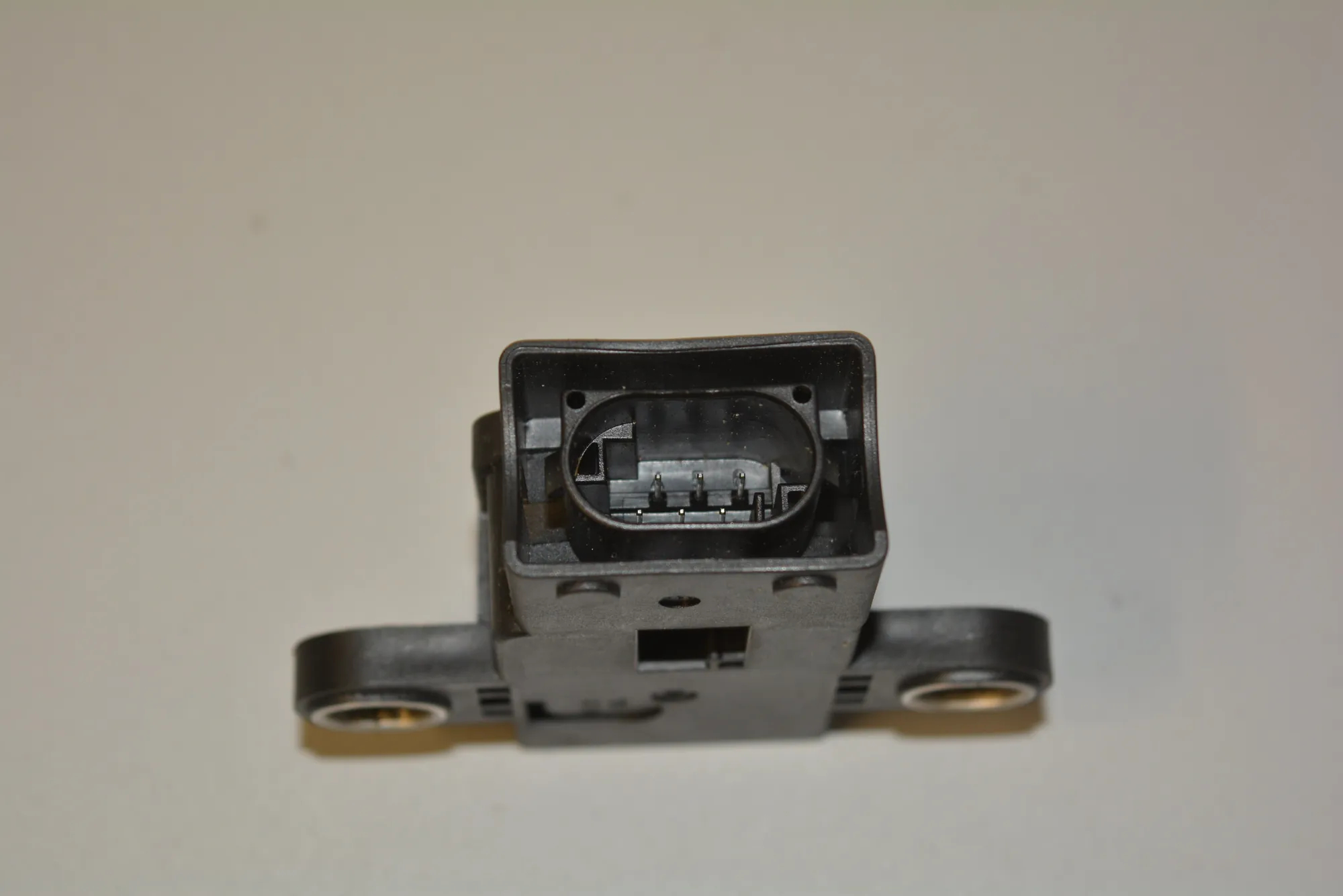 Acceleration Sensor – OEM 6753694 · BMW 5 (E39) BMW 5 (E39) 520 d 2000 – 3