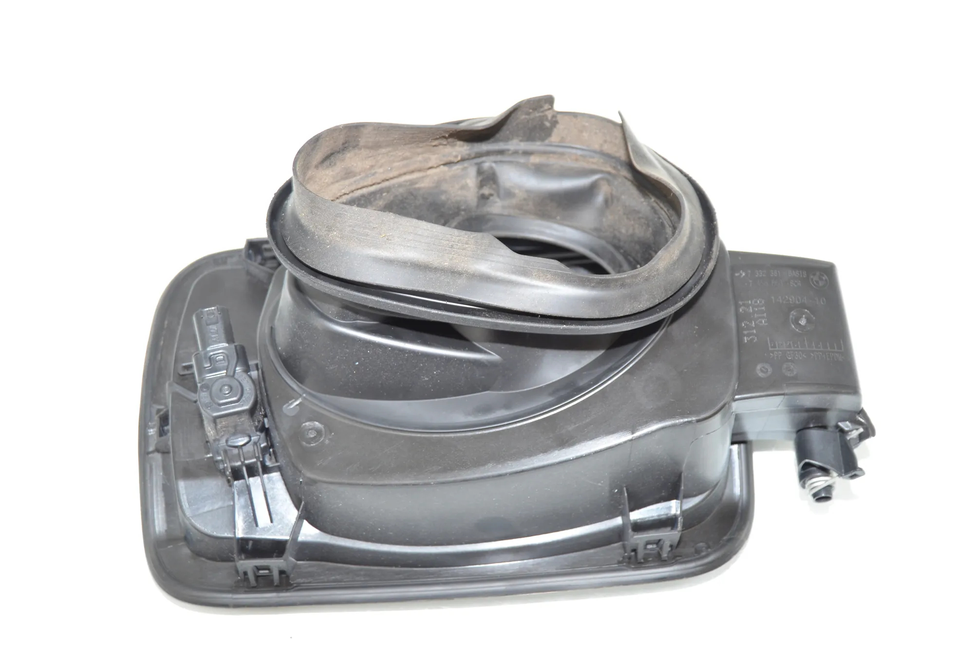 Fuel Tank Flap Cap – OEM 7332361 · BMW 2 Gran Tourer (F46) 216 i 2018 – 3