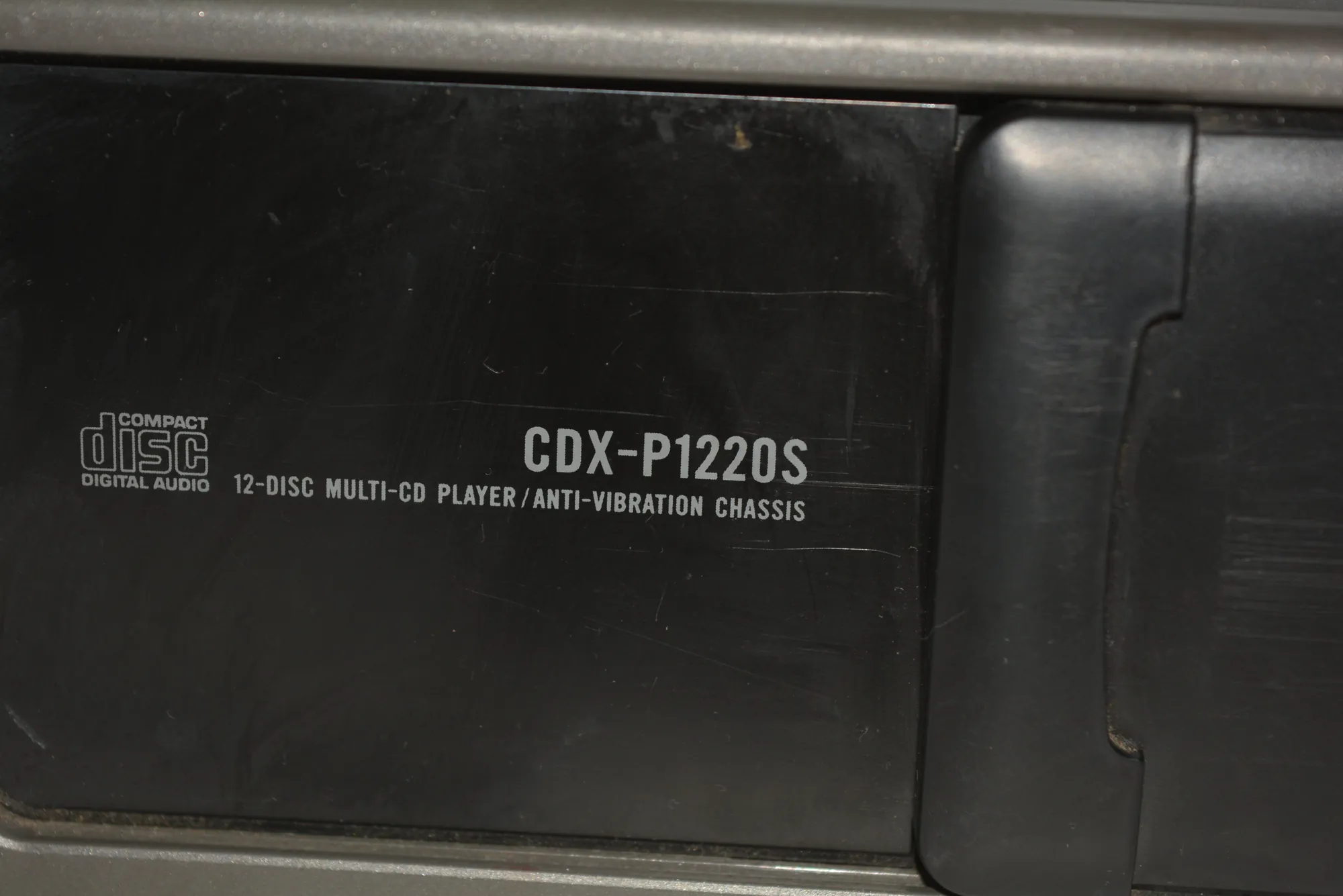 CD Changer – OEM CDX-P1220S · BMW 3 (E46) 320 d 2003 – 2