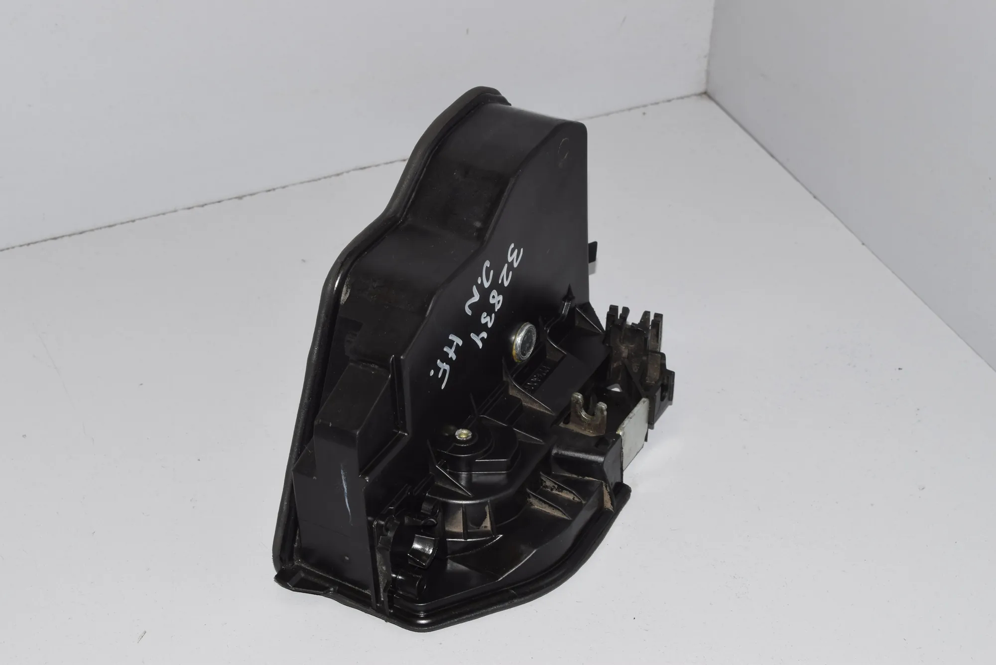 Front Right Door Lock – OEM 7276682 · BMW X6 (E71, E72) BMW X6 (E71, E72) 2009 – 2
