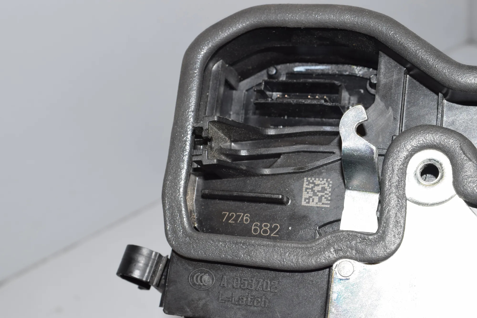 Front Right Door Lock – OEM 7276682 · BMW X6 (E71, E72) BMW X6 (E71, E72) 2009 – 6