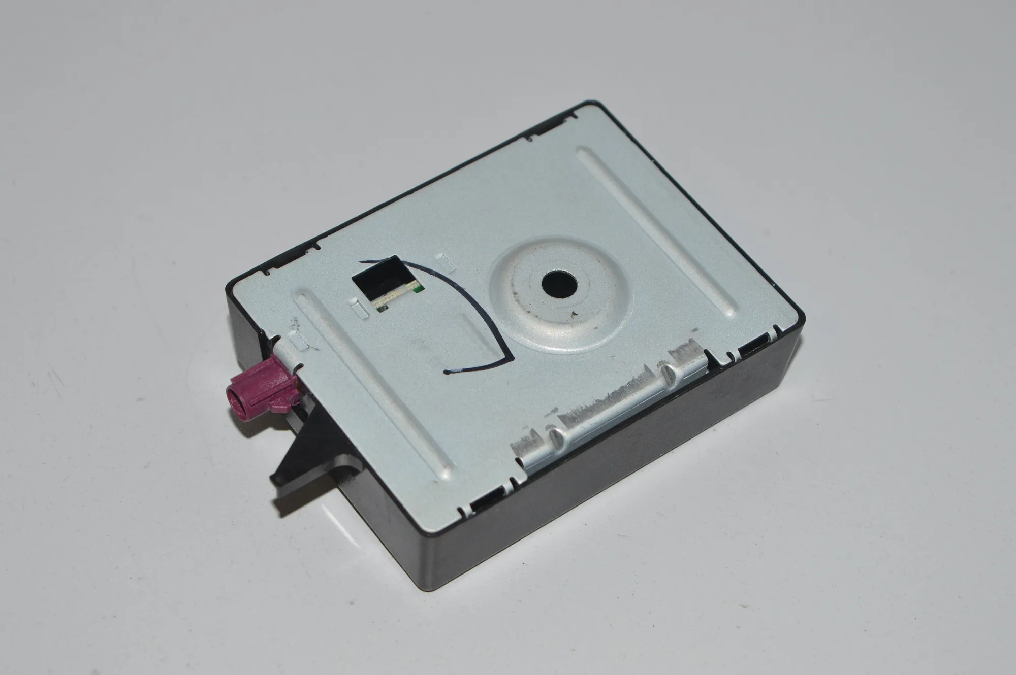 Antenna Amplifier – OEM 9230911 · BMW 3 (F30, F80) BMW 3 (F30, F80) 2013 – 5
