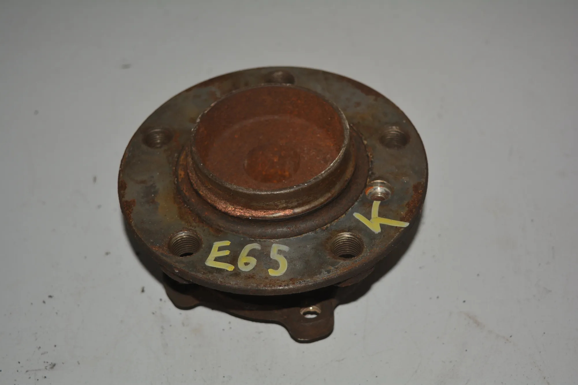 Front Left Wheel Bearing · BMW 7 (E65, E66, E67) BMW 7 (E65, E66, E67) 735 i 2006 – 2
