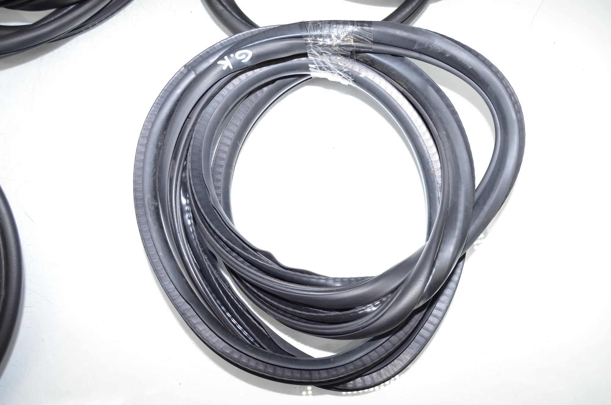 Front Right Door Seal Rubber – OEM 7420078 · BMW 2 Gran Tourer (F46) 216 i 2018 – 4