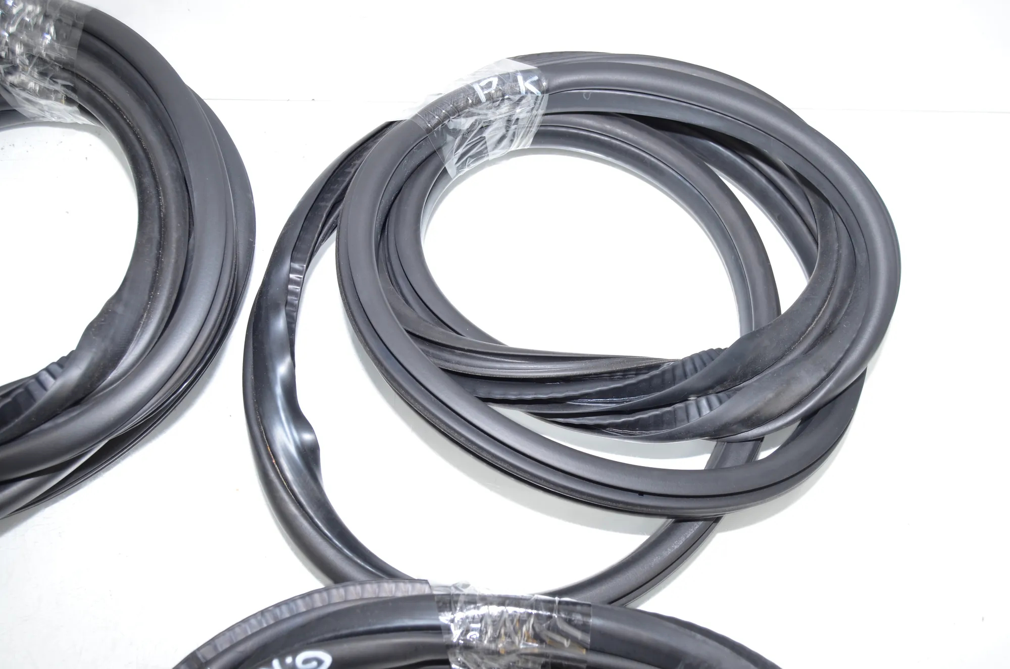 Front Right Door Seal Rubber – OEM 7420078 · BMW 2 Gran Tourer (F46) 216 i 2018 – 3