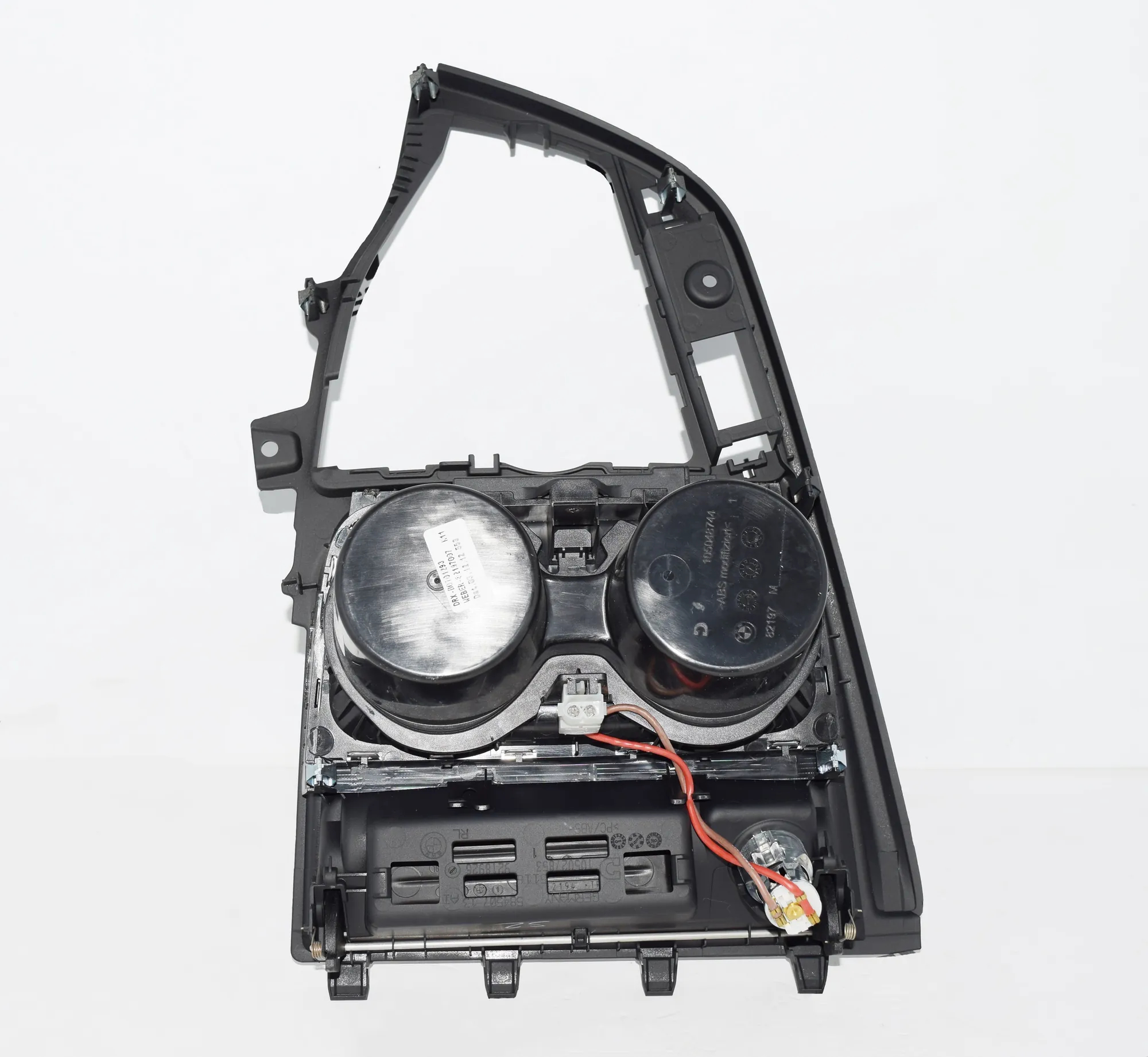 Cup Holder – OEM 8219700 · BMW 3 (F30, F80) BMW 3 (F30, F80) 316 d 2013 – 3