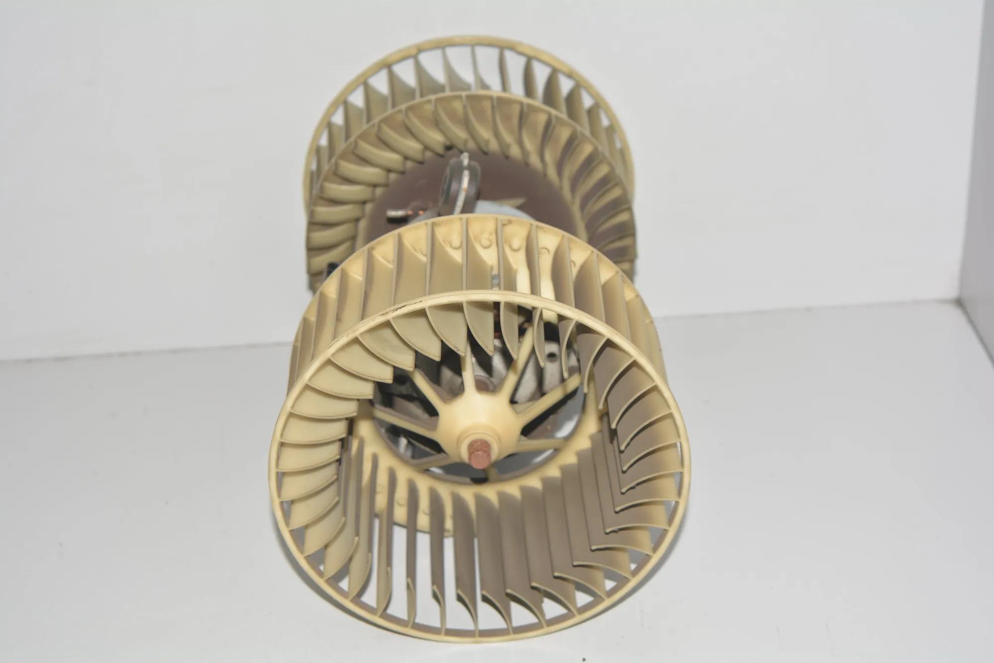 Heater Blower Fan – OEM 8372493 · BMW 5 Touring (E39) 530 d 1999 – 3
