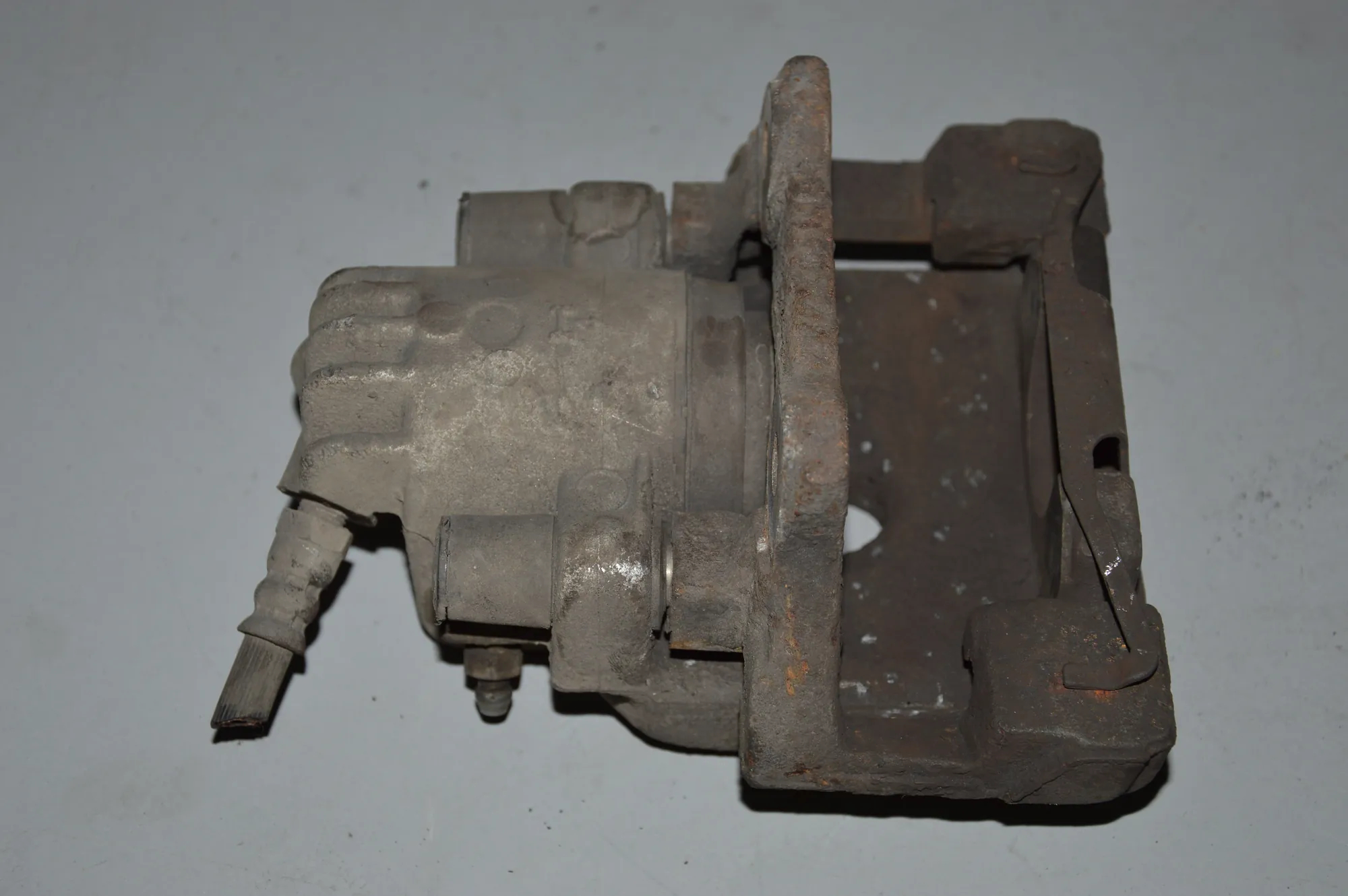 Rear Right Brake Caliper · BMW 5 Touring (E39) 530 d 1999 – 3