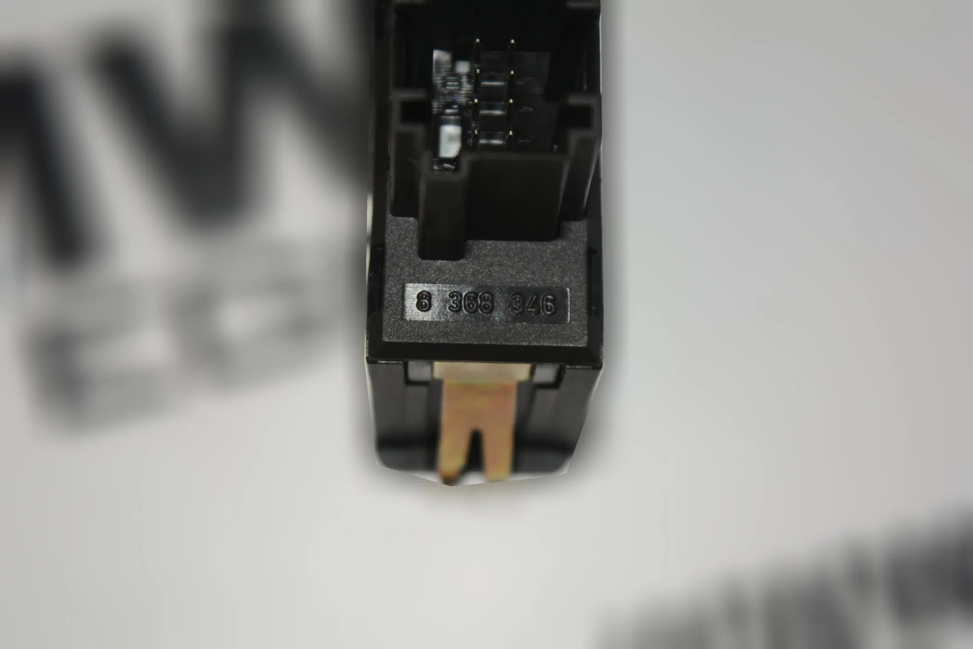 USB/AUX-In Socket Port – OEM 8368346 · BMW X5 (E53) 4.6 is 2003 – 5